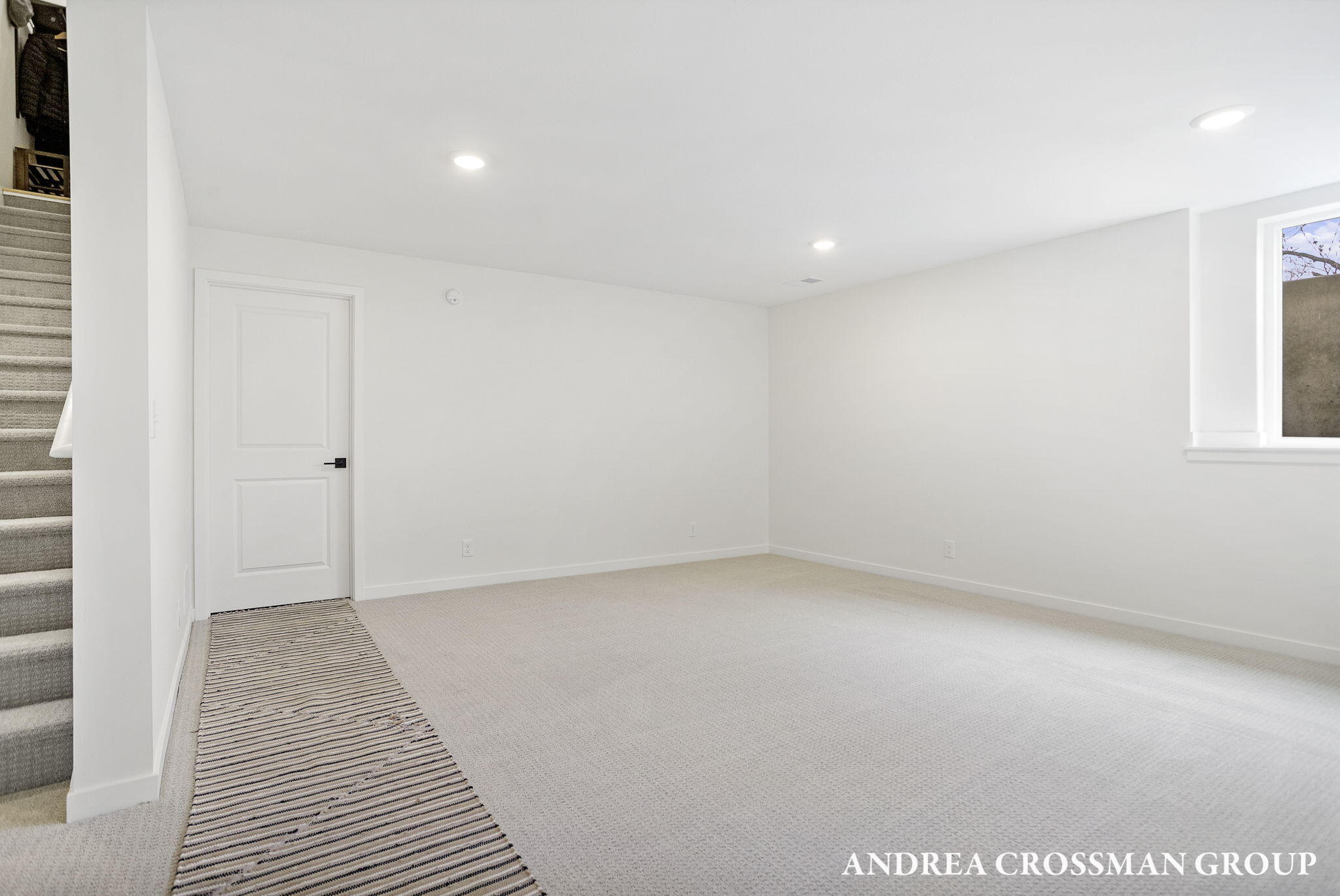 1989 S Shorewood Lane