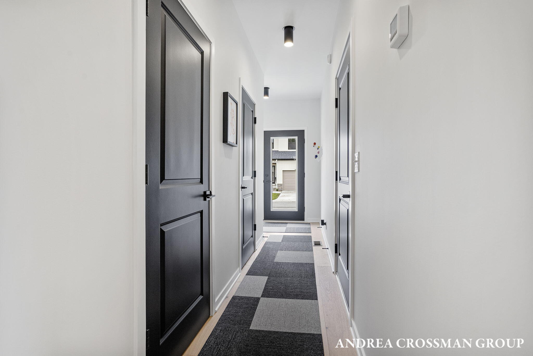 1989 S Shorewood Lane