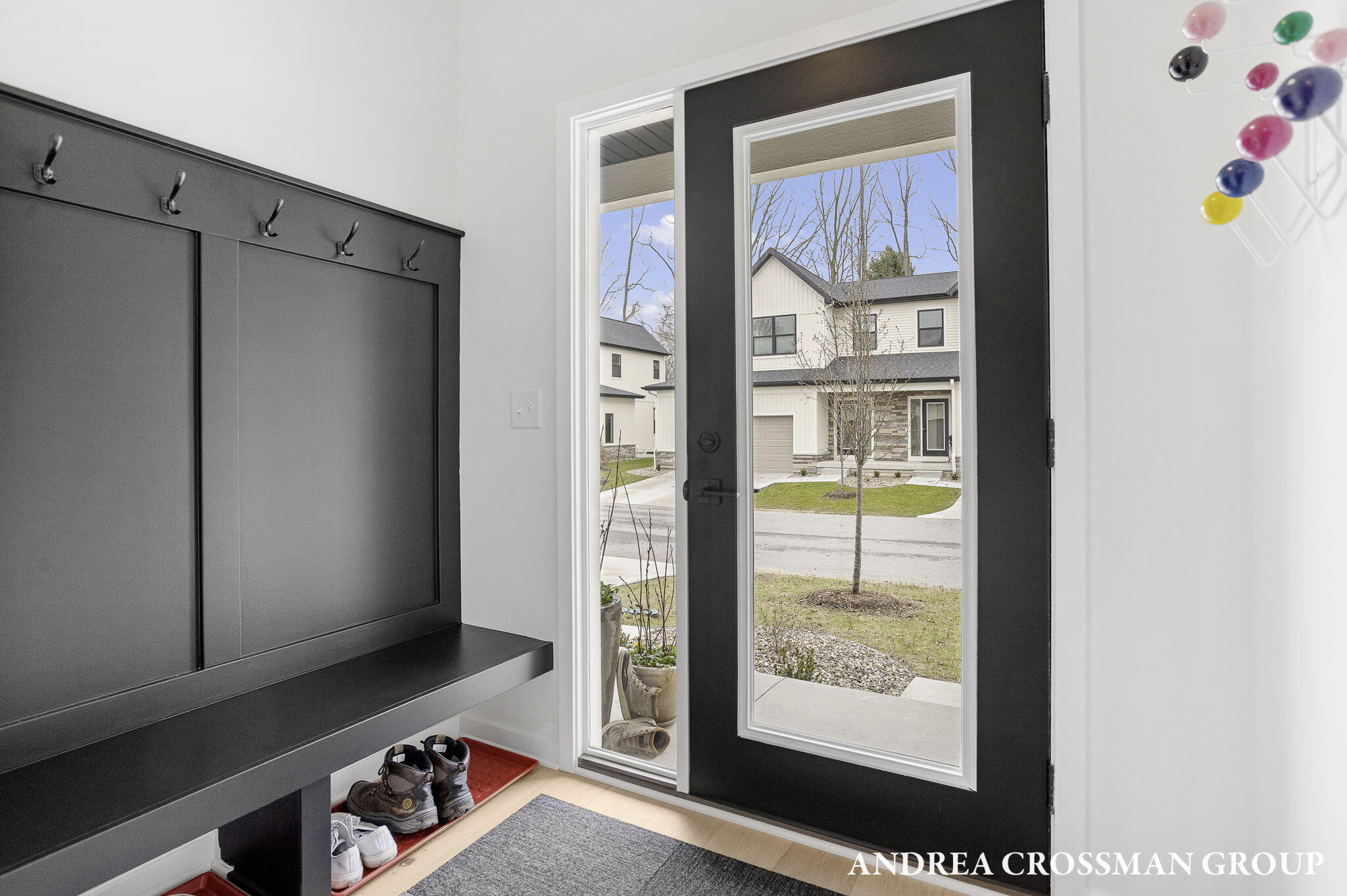 1989 S Shorewood Lane