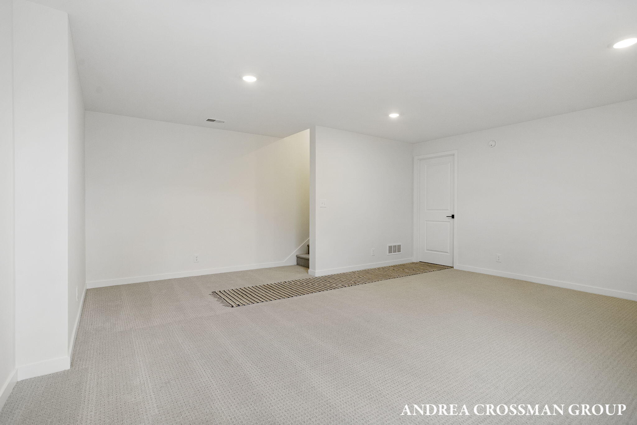 1989 S Shorewood Lane