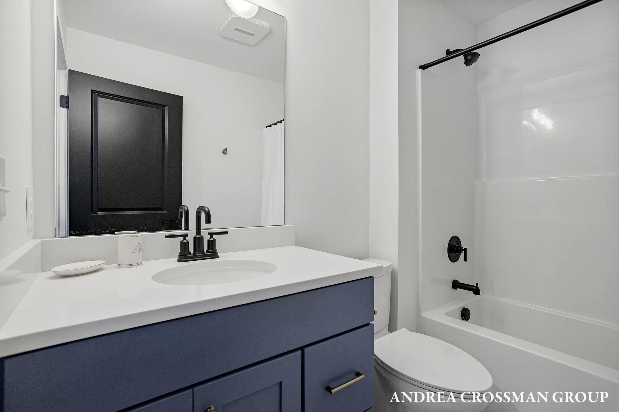 1989 S Shorewood Lane