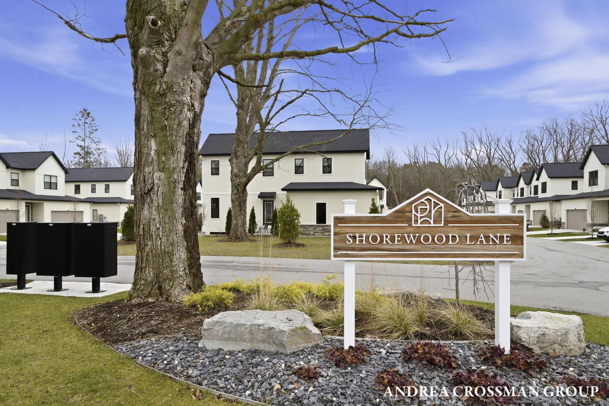 1989 S Shorewood Lane