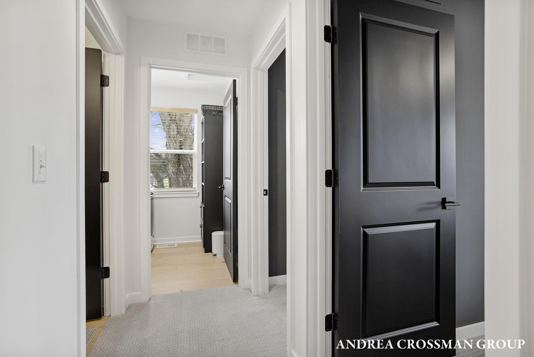 1989 S Shorewood Lane