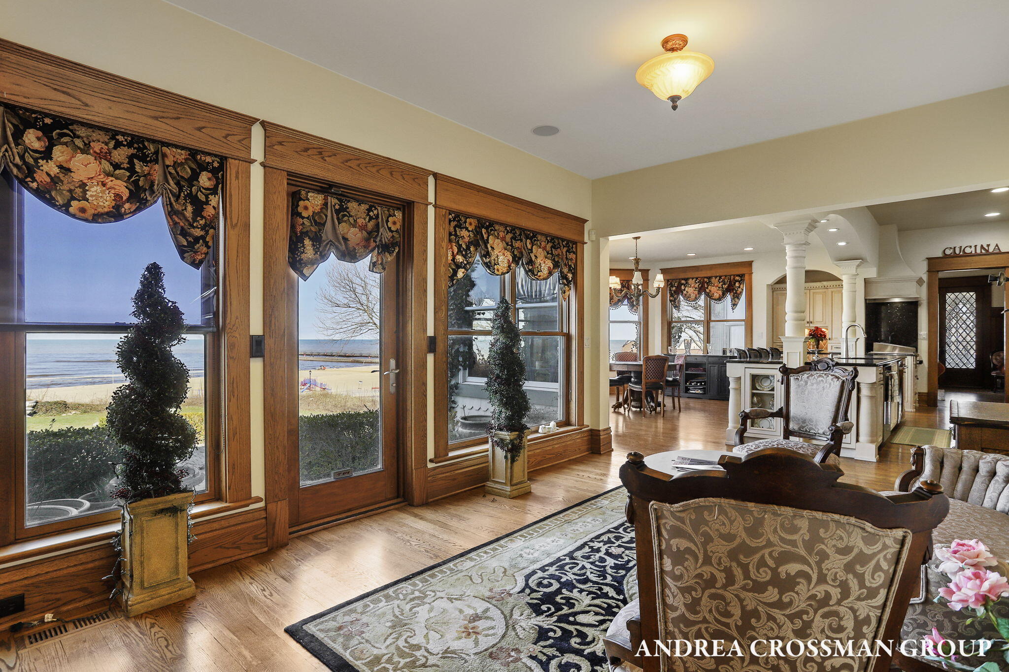 456 Monroe Boulevard