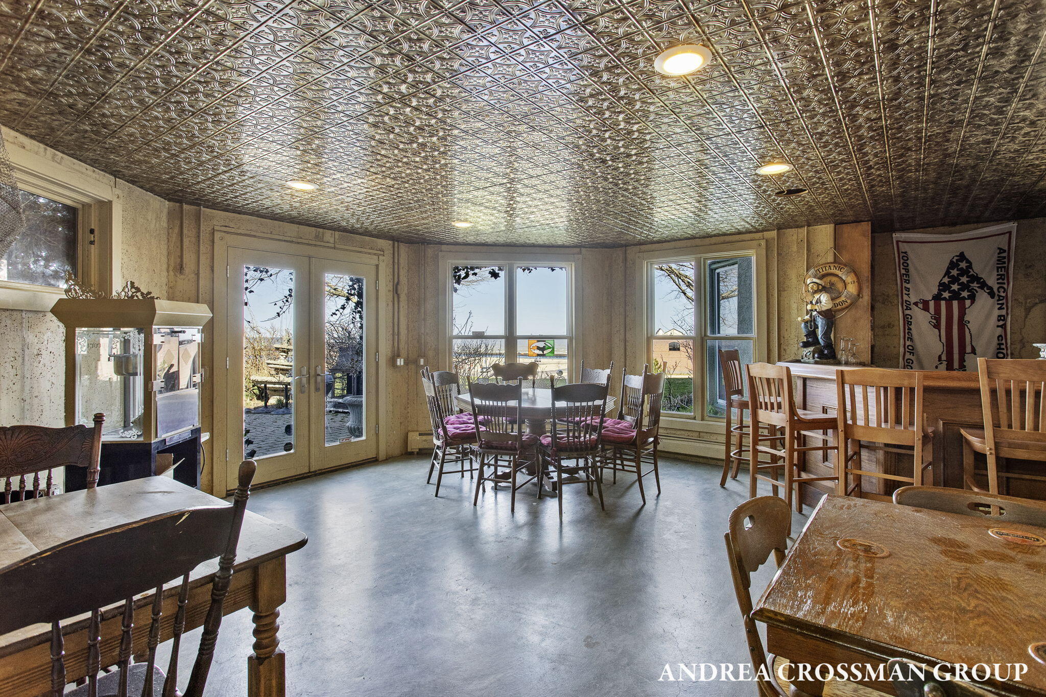 456 Monroe Boulevard