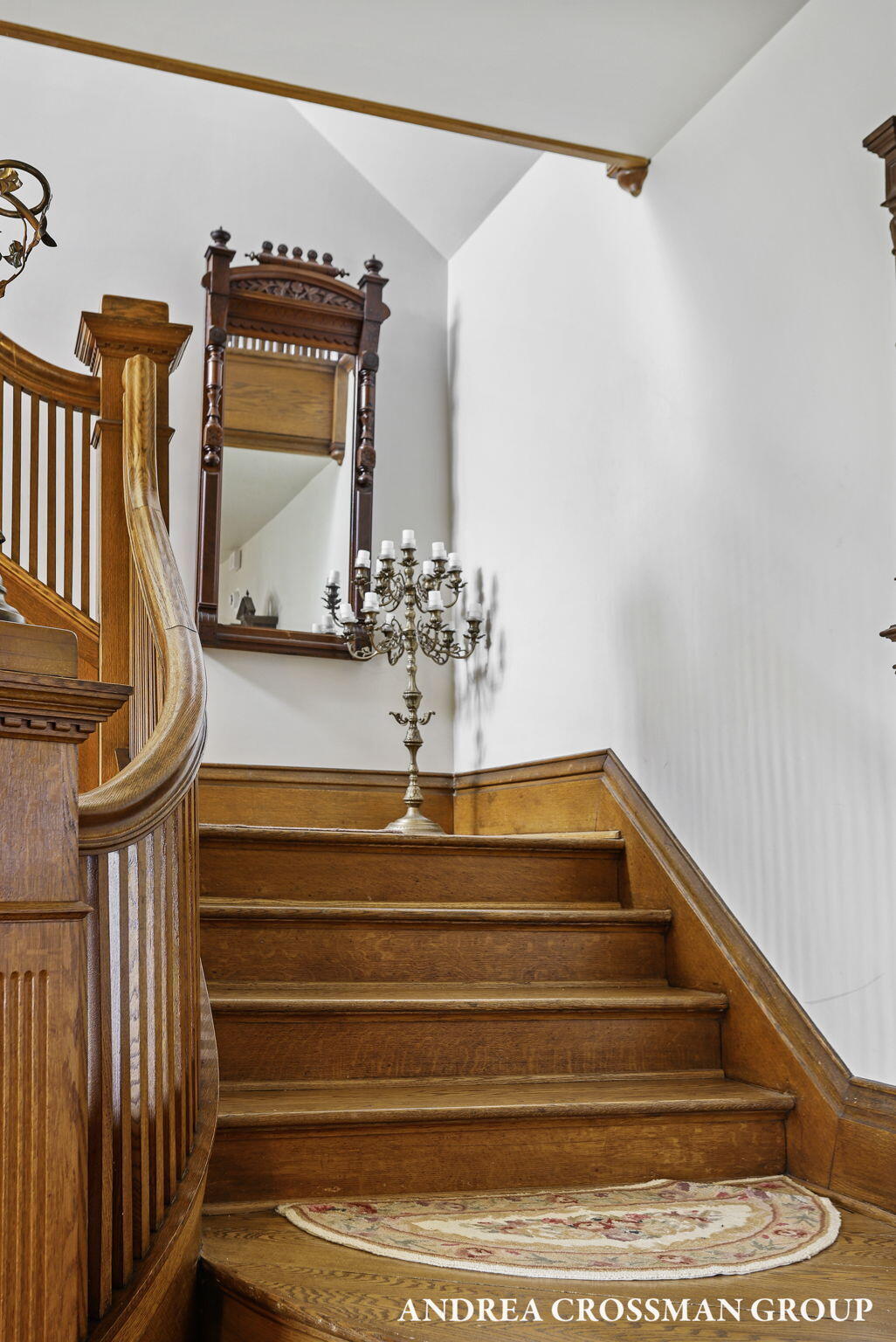 456 Monroe Boulevard