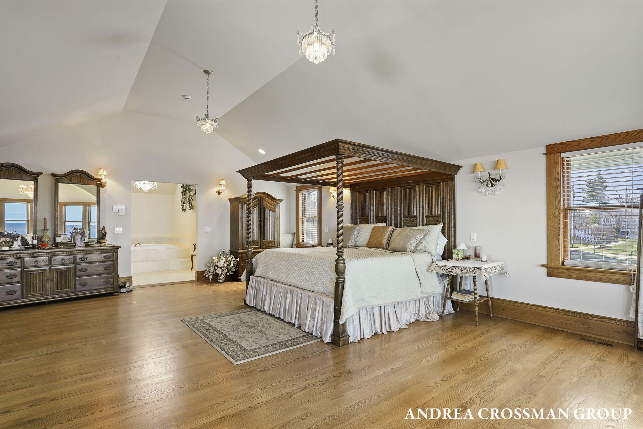 456 Monroe Boulevard