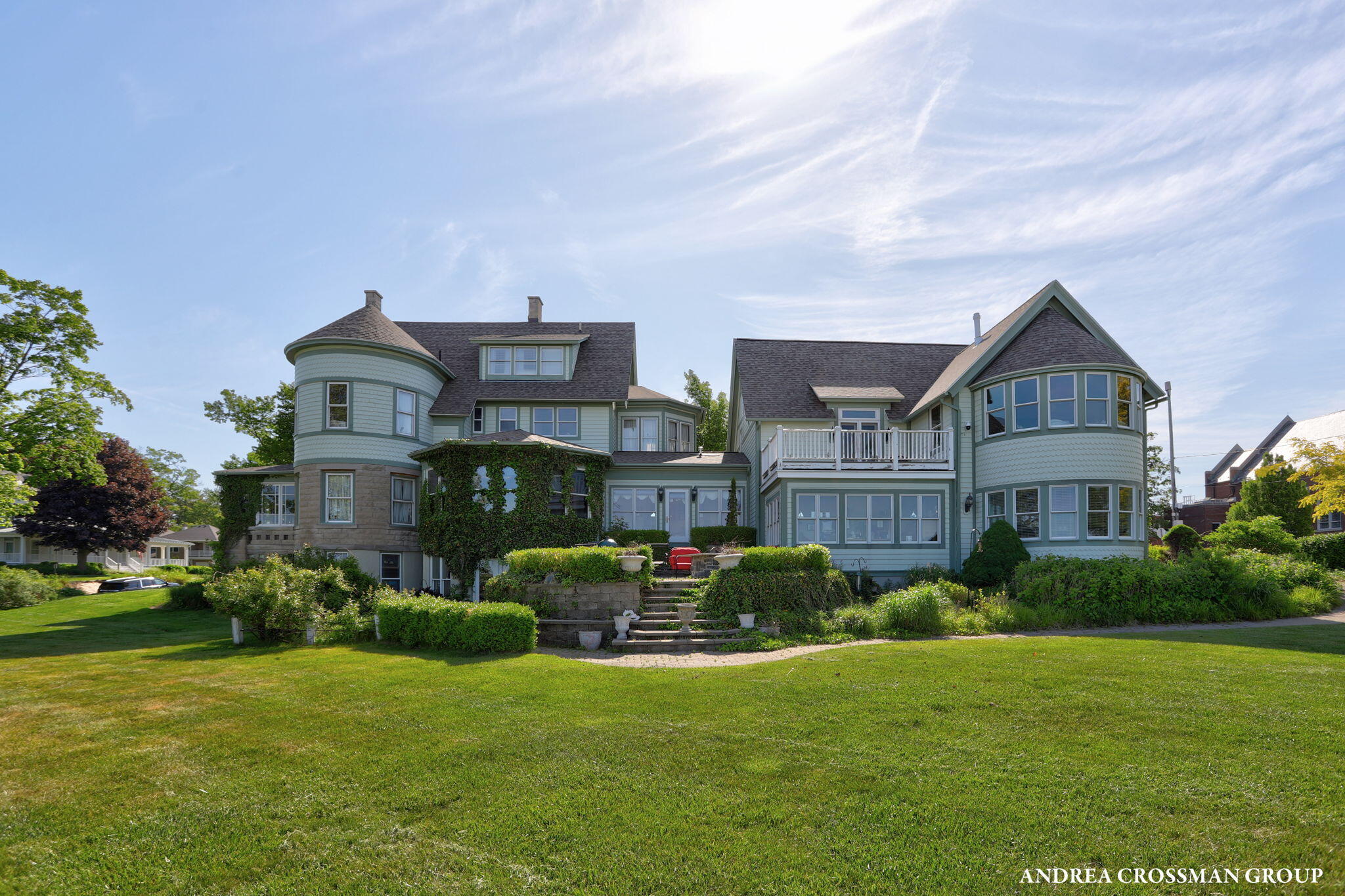 456 Monroe Boulevard