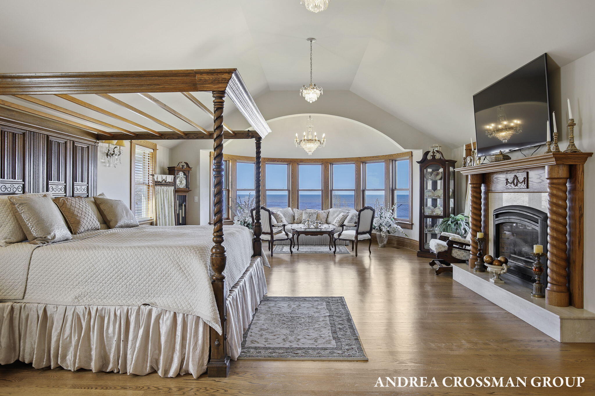 456 Monroe Boulevard