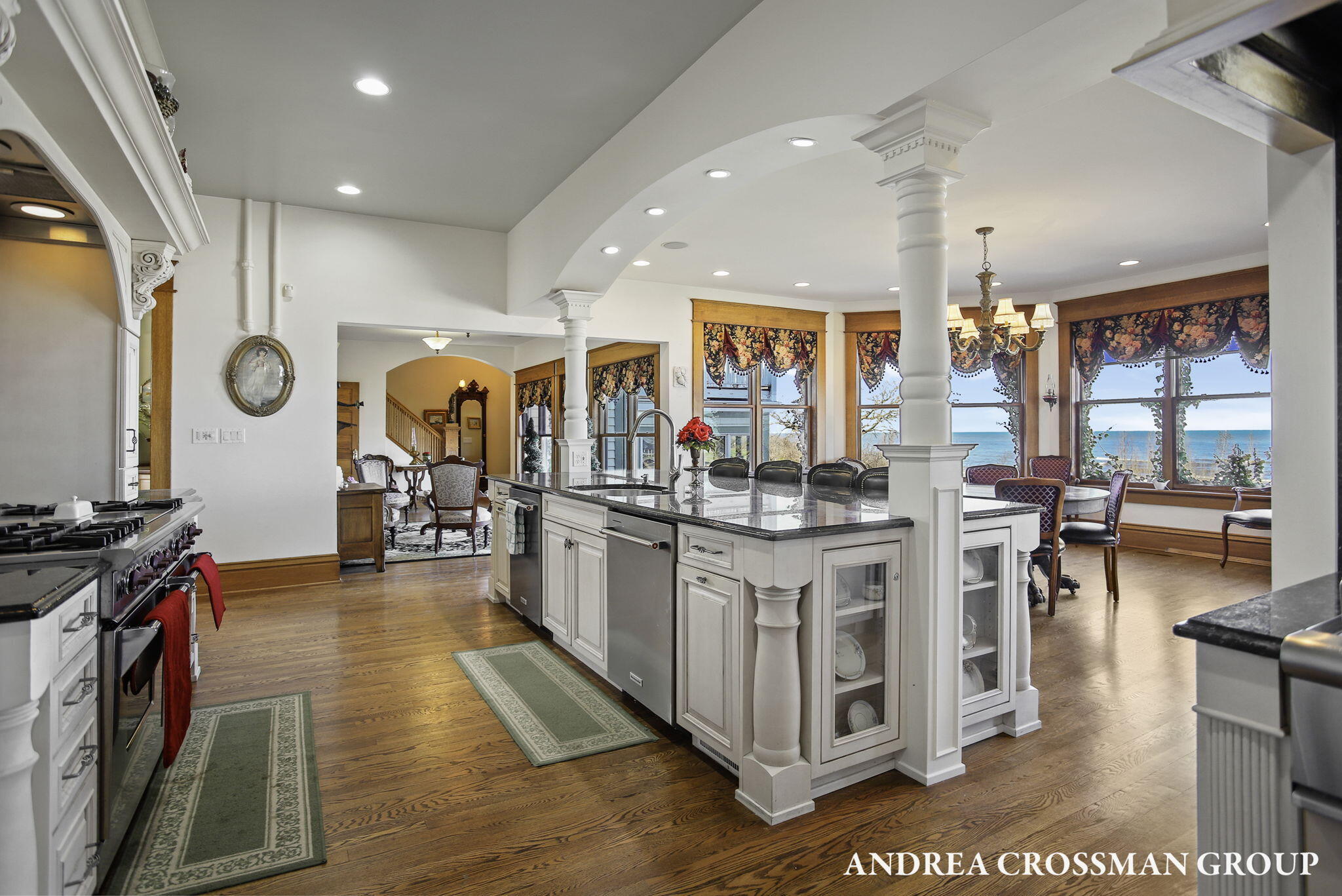 456 Monroe Boulevard