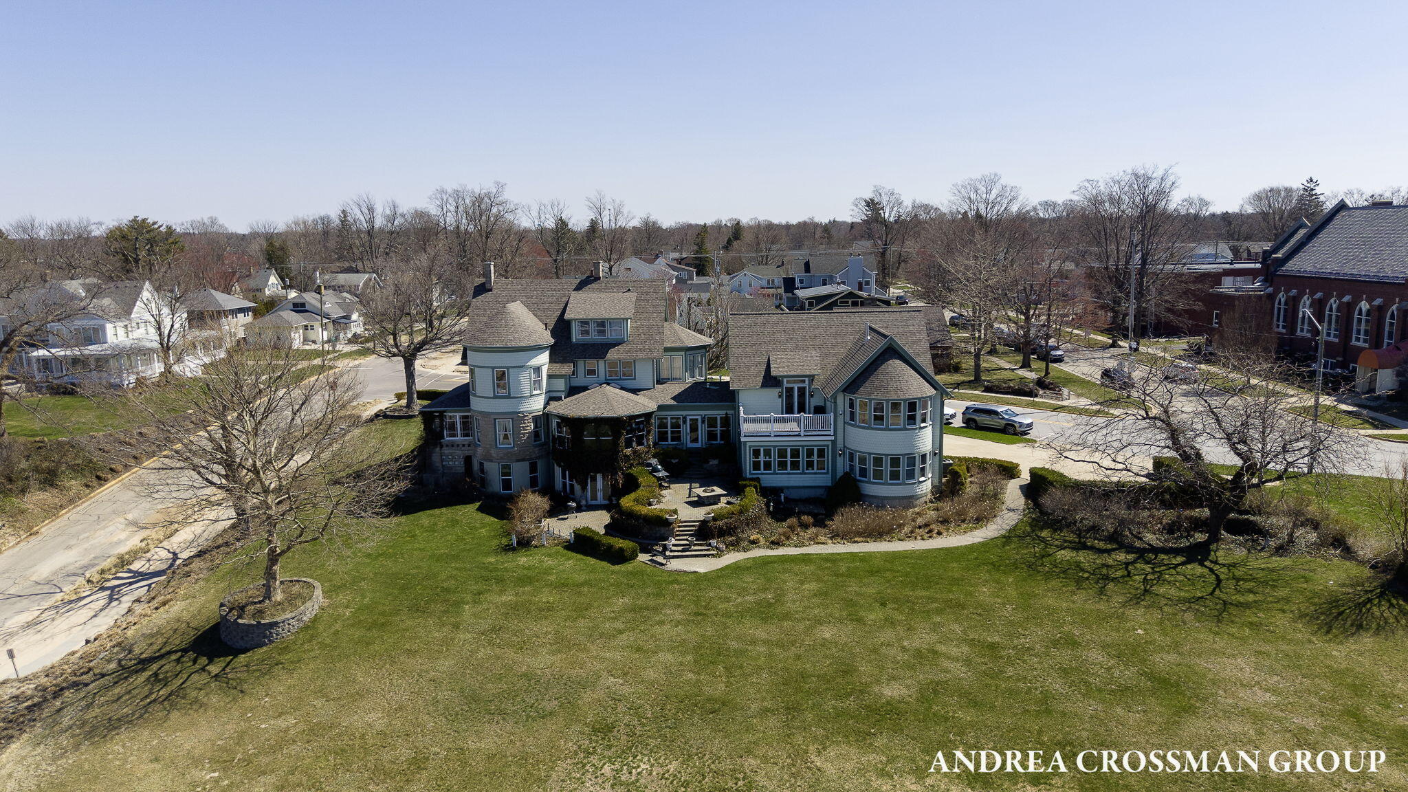 456 Monroe Boulevard