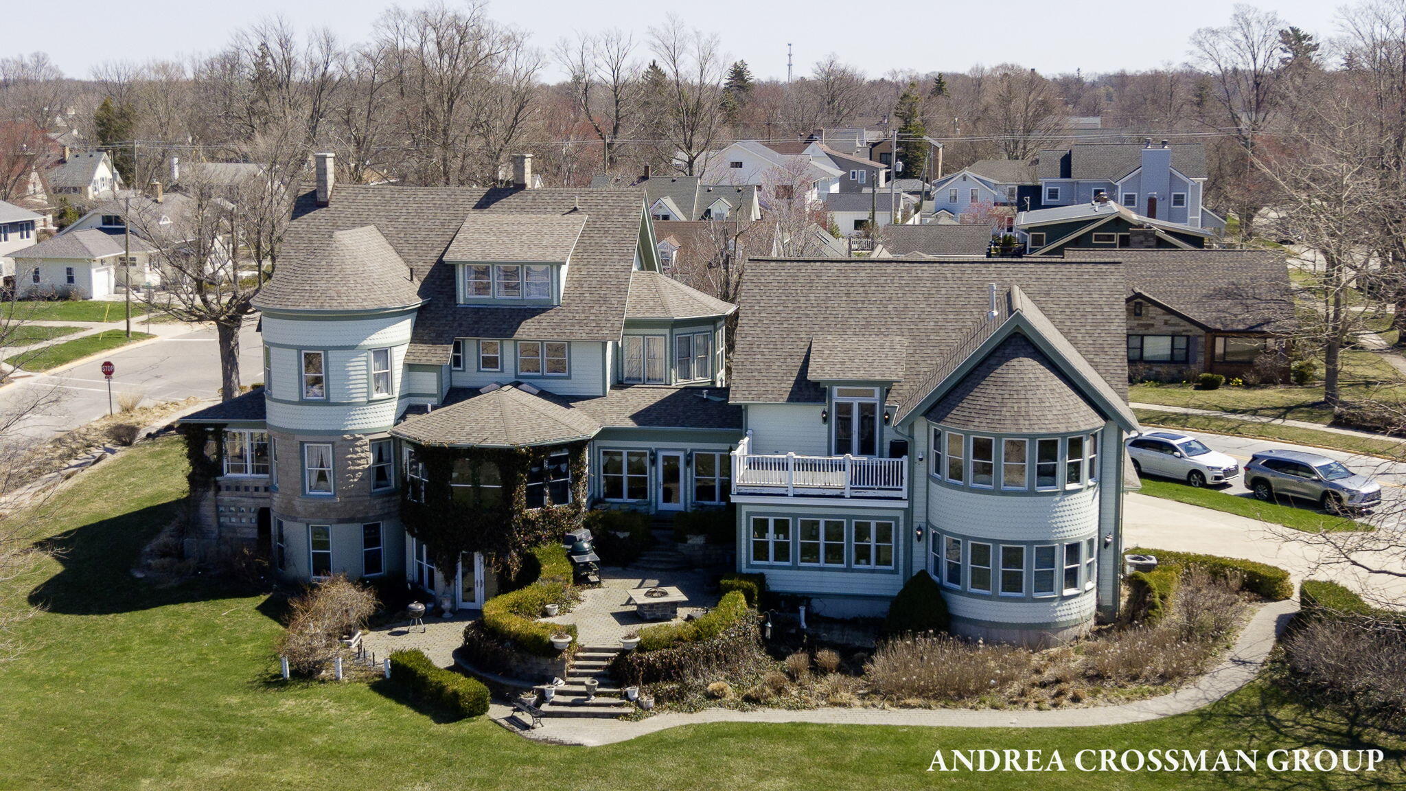 456 Monroe Boulevard