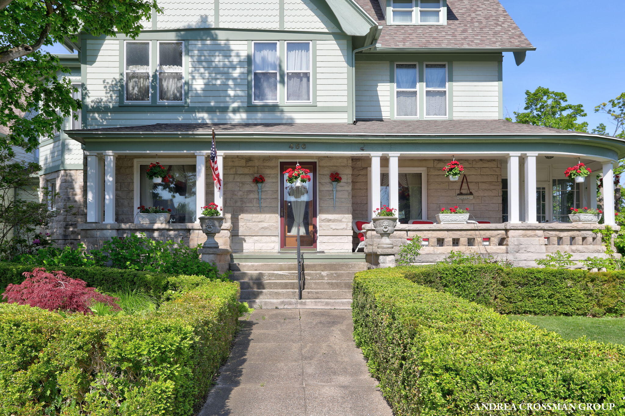 456 Monroe Boulevard