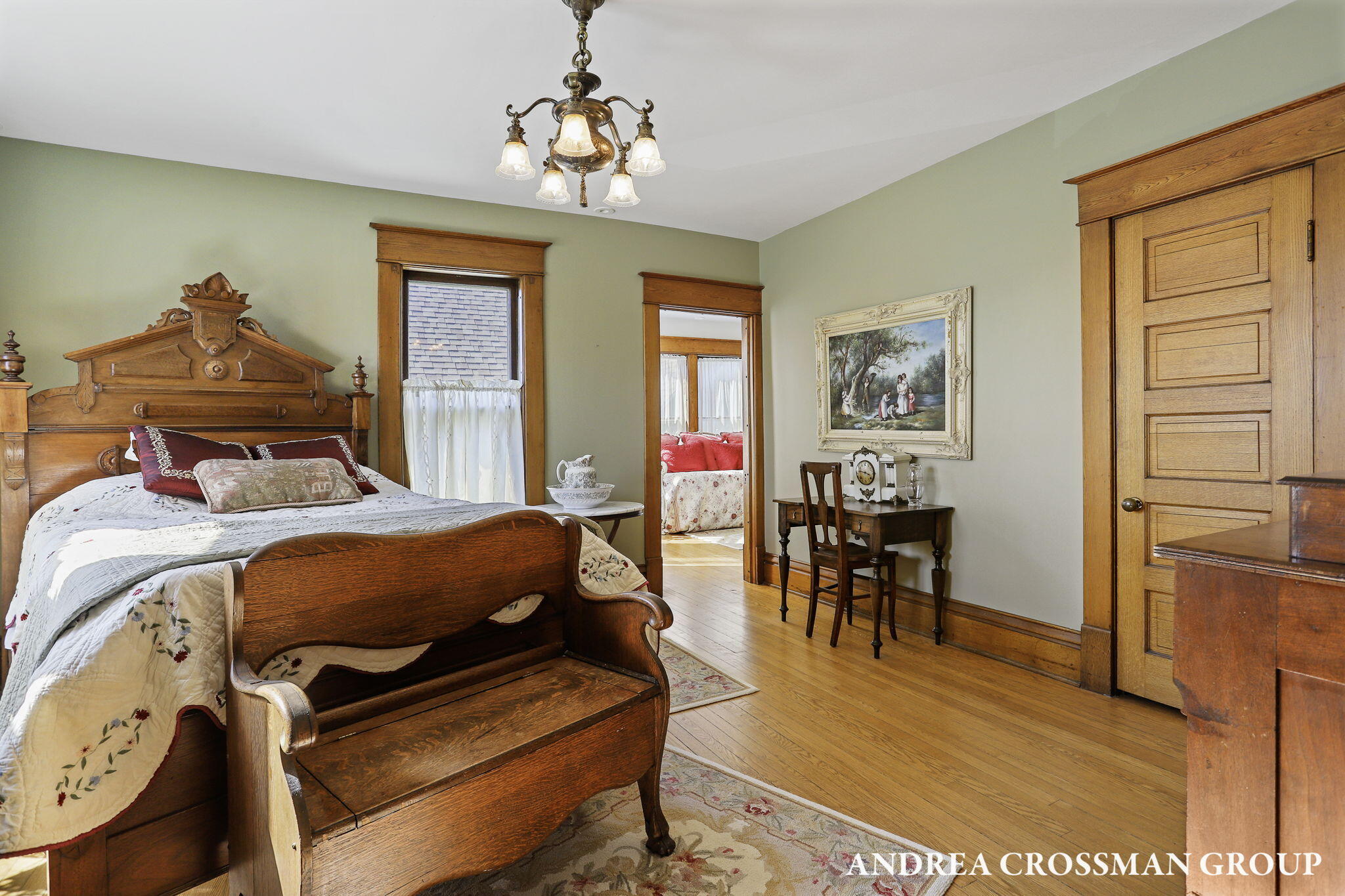 456 Monroe Boulevard