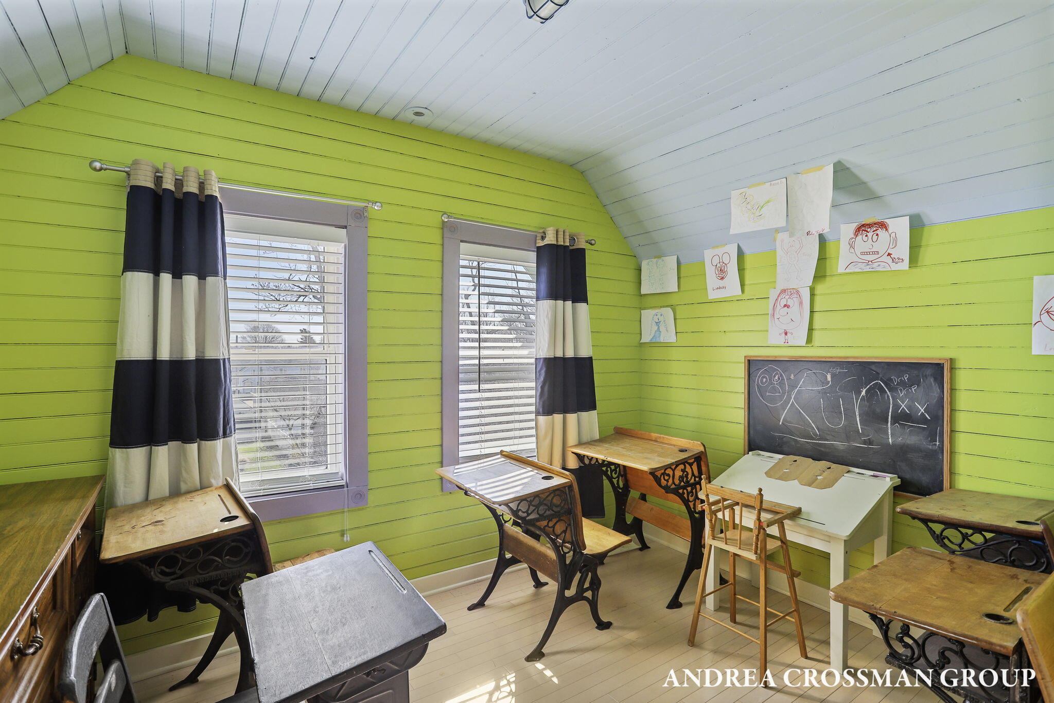 456 Monroe Boulevard