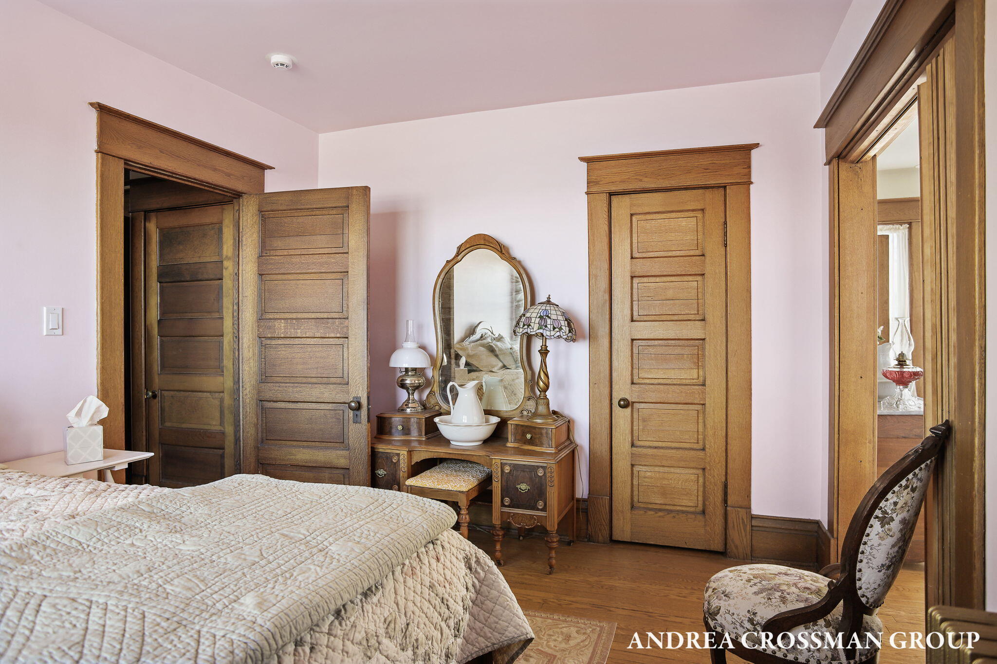 456 Monroe Boulevard