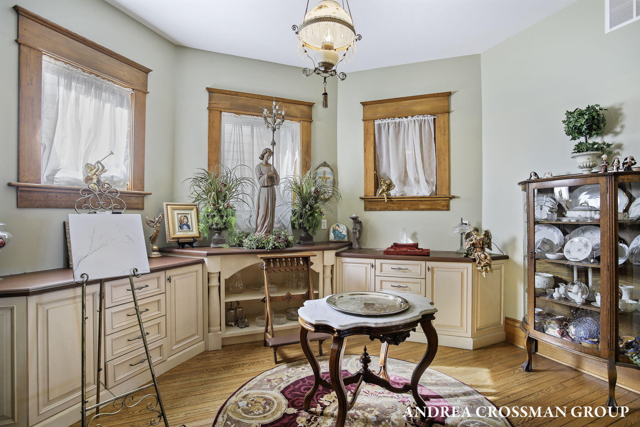 456 Monroe Boulevard