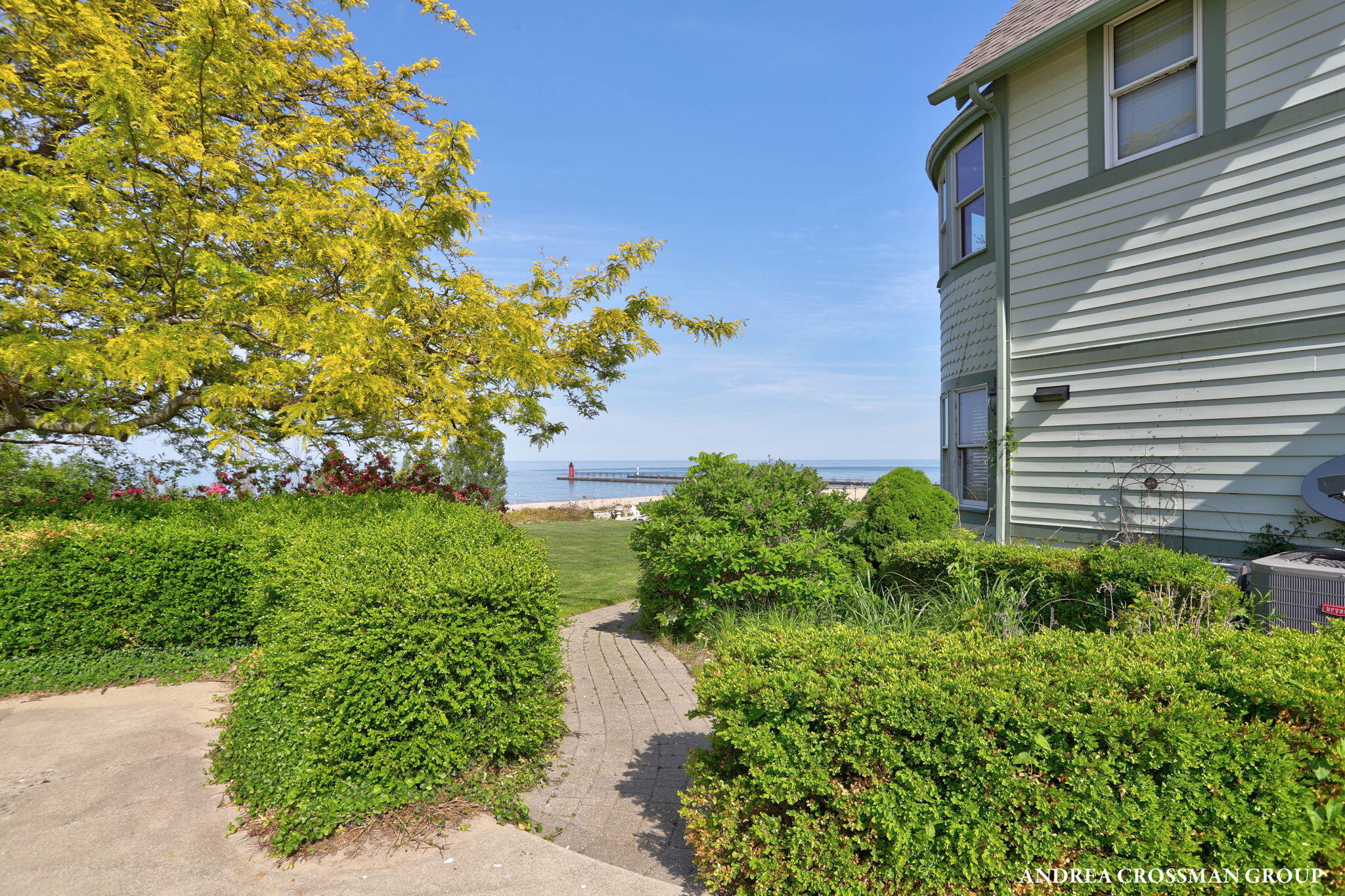 456 Monroe Boulevard