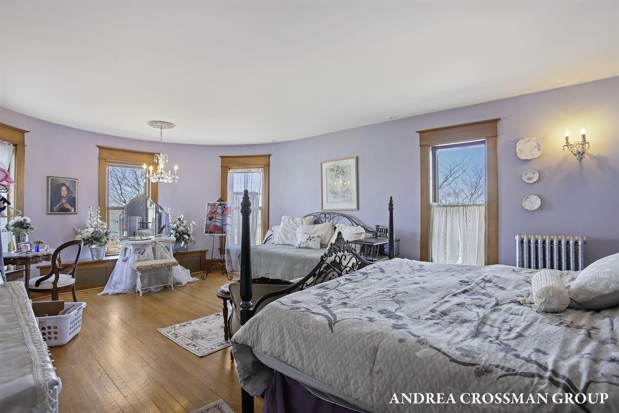 456 Monroe Boulevard