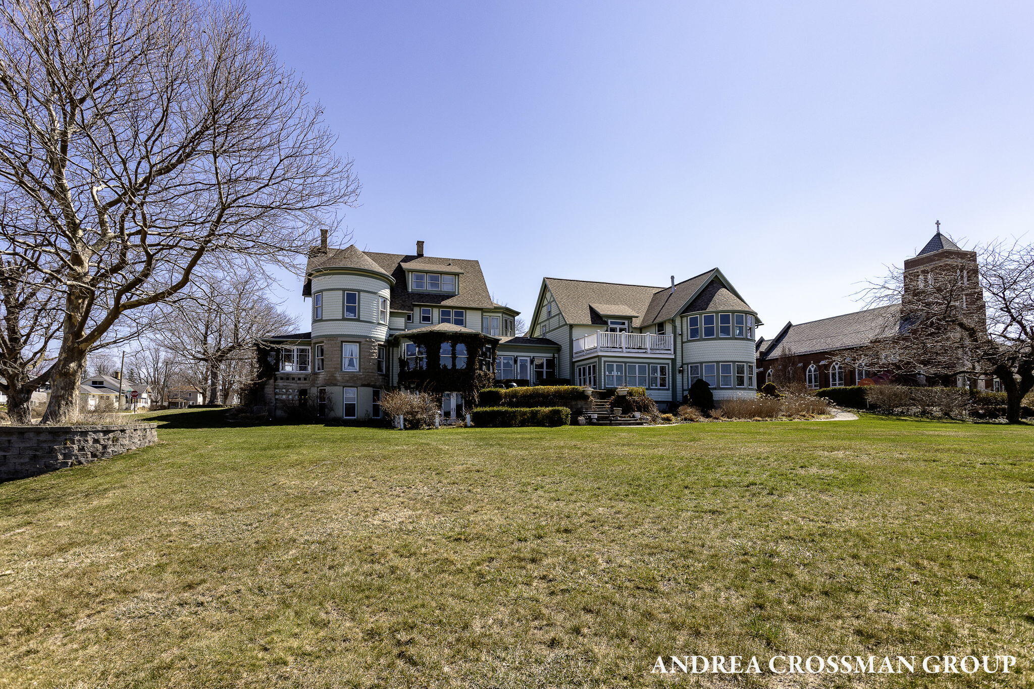 456 Monroe Boulevard