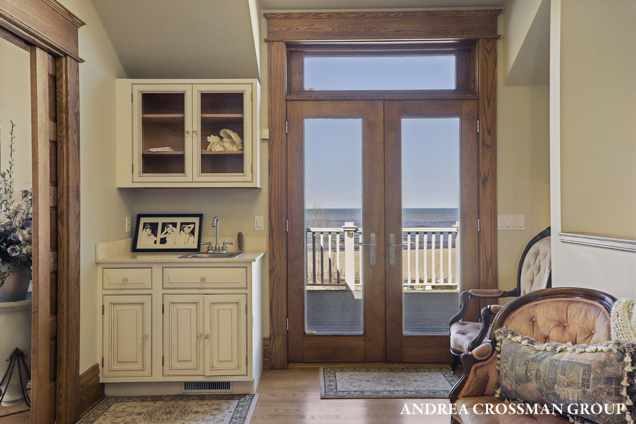 456 Monroe Boulevard