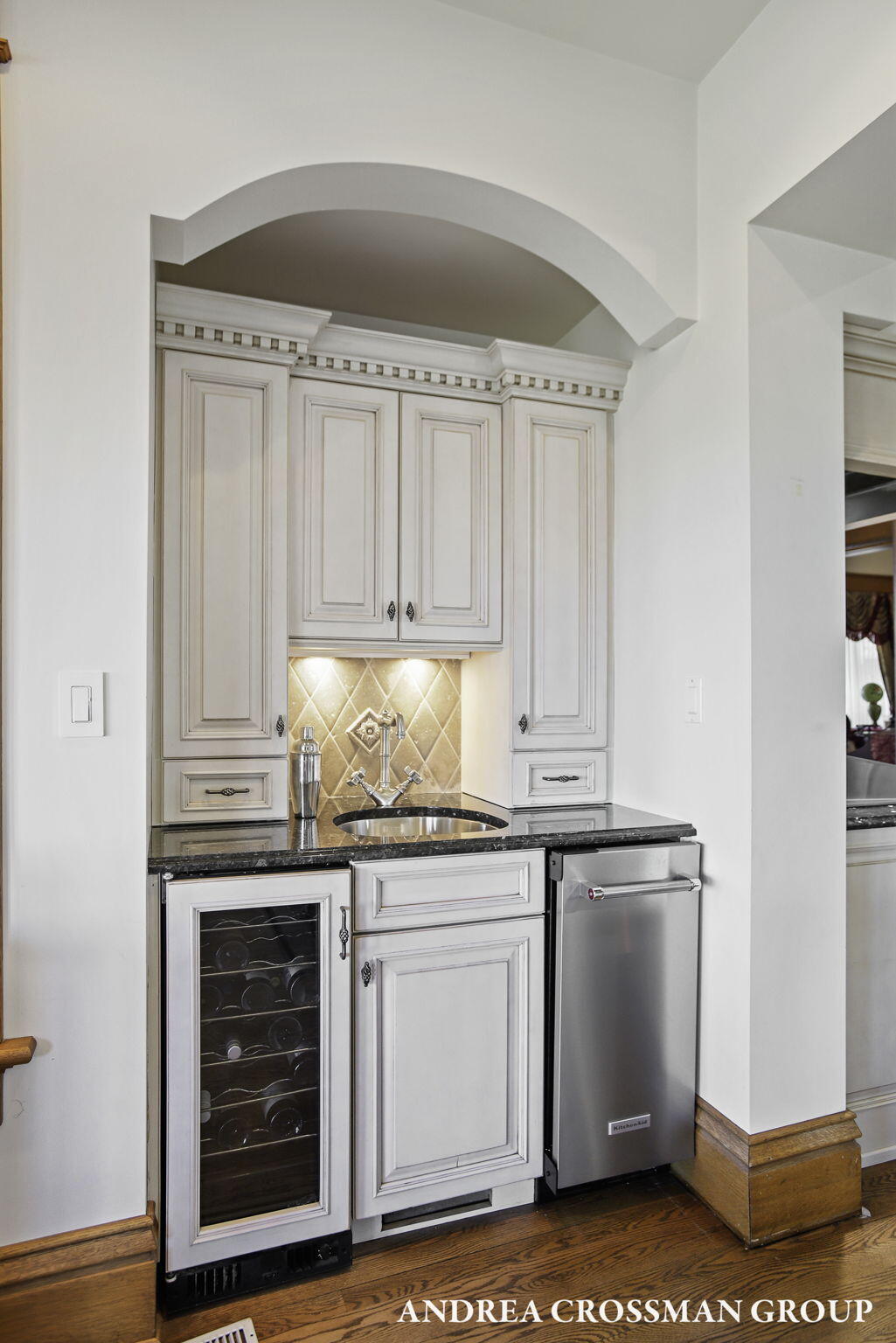 456 Monroe Boulevard