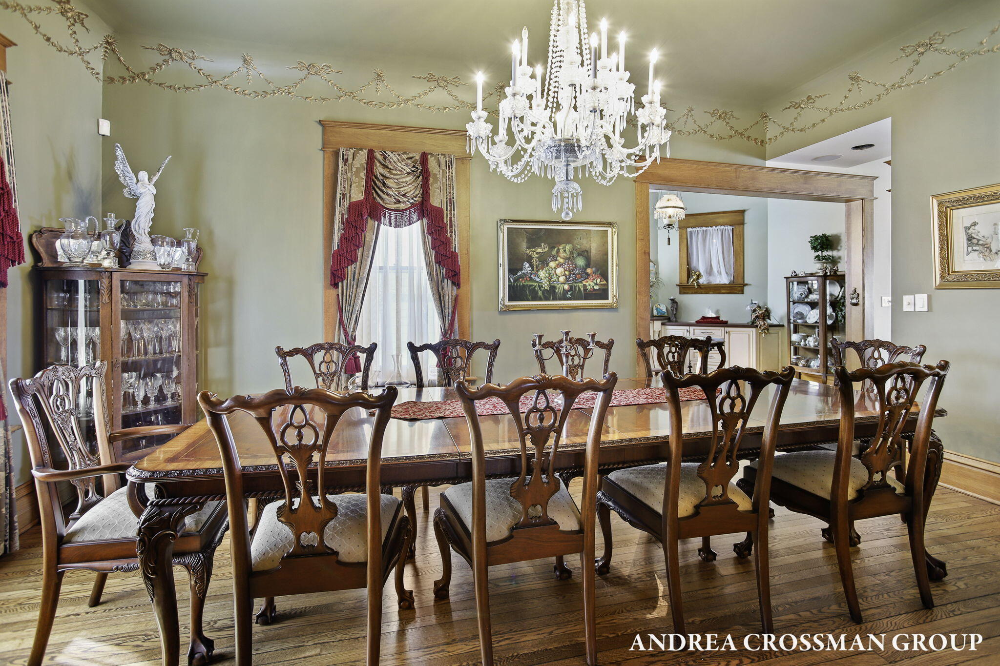 456 Monroe Boulevard