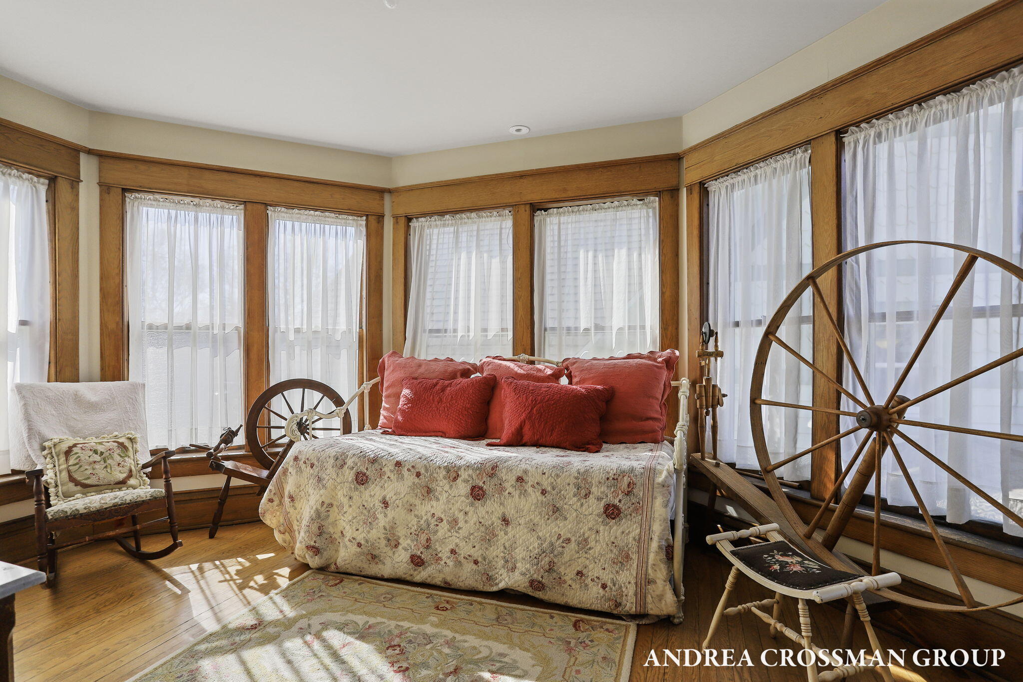 456 Monroe Boulevard