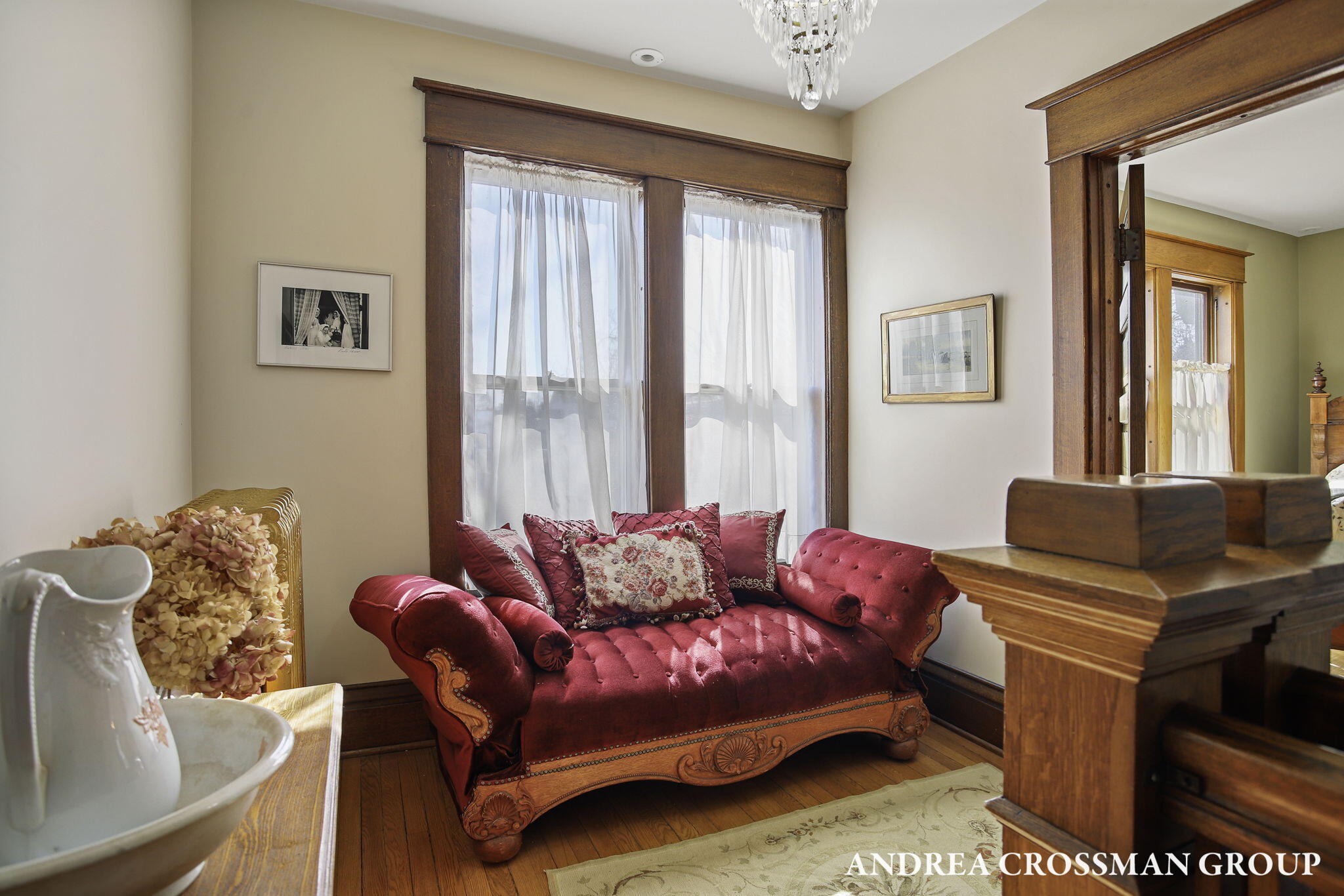 456 Monroe Boulevard