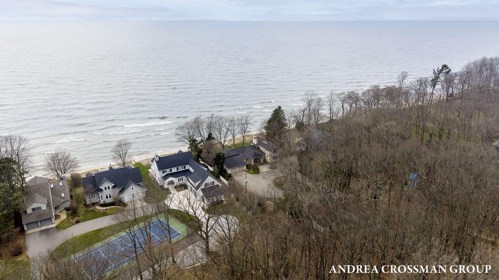 6129 Lakeshore Avenue