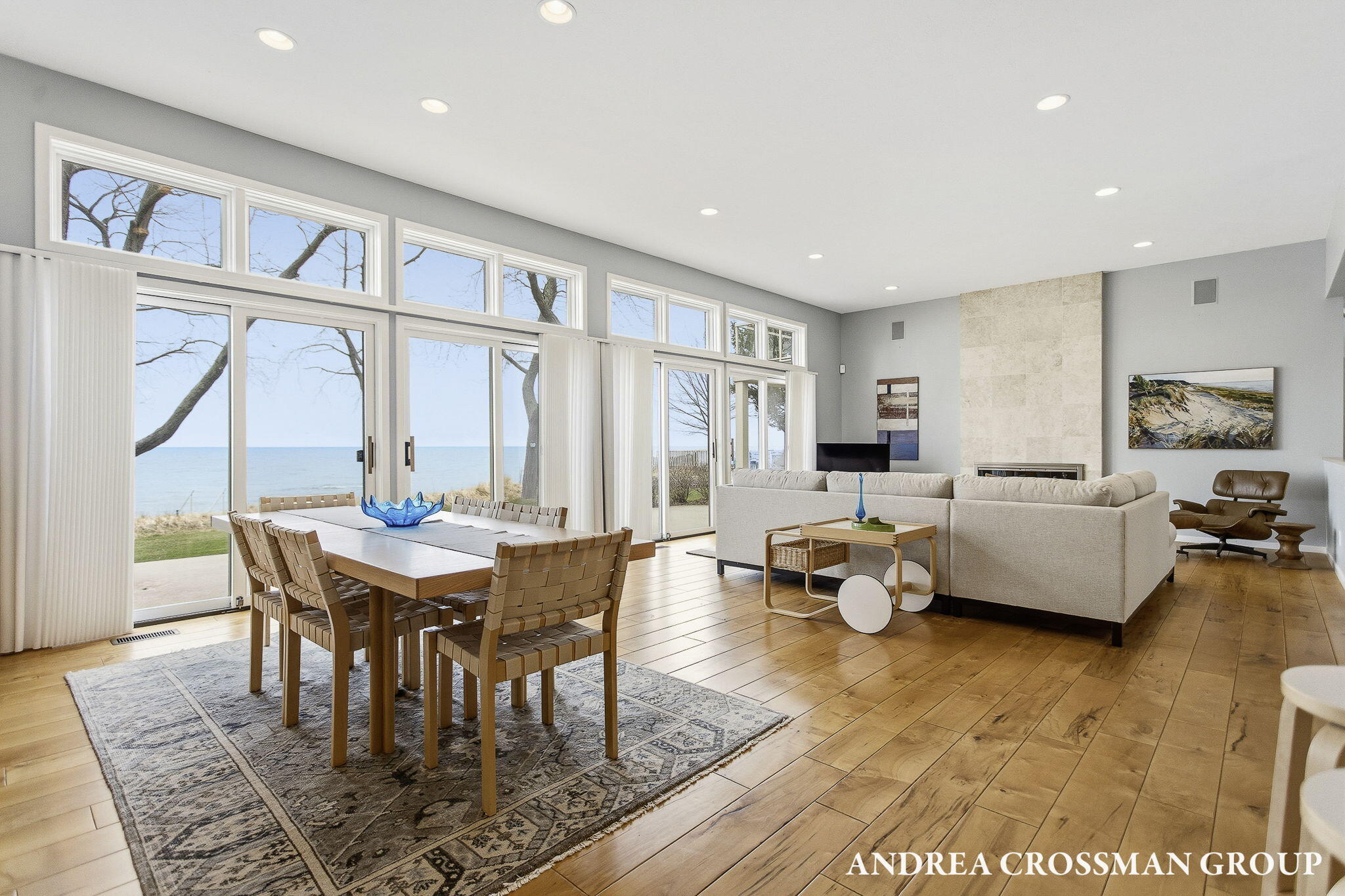 6129 Lakeshore Avenue