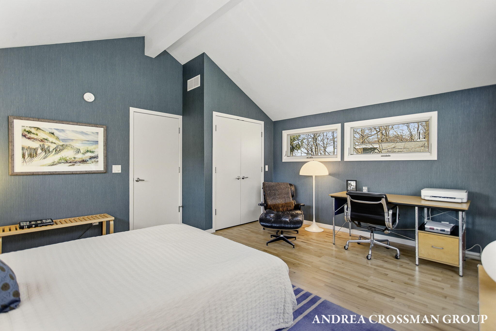 6129 Lakeshore Avenue