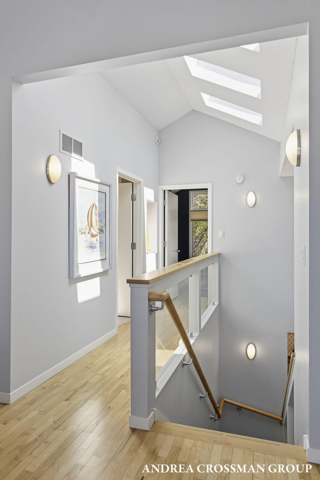 6129 Lakeshore Avenue