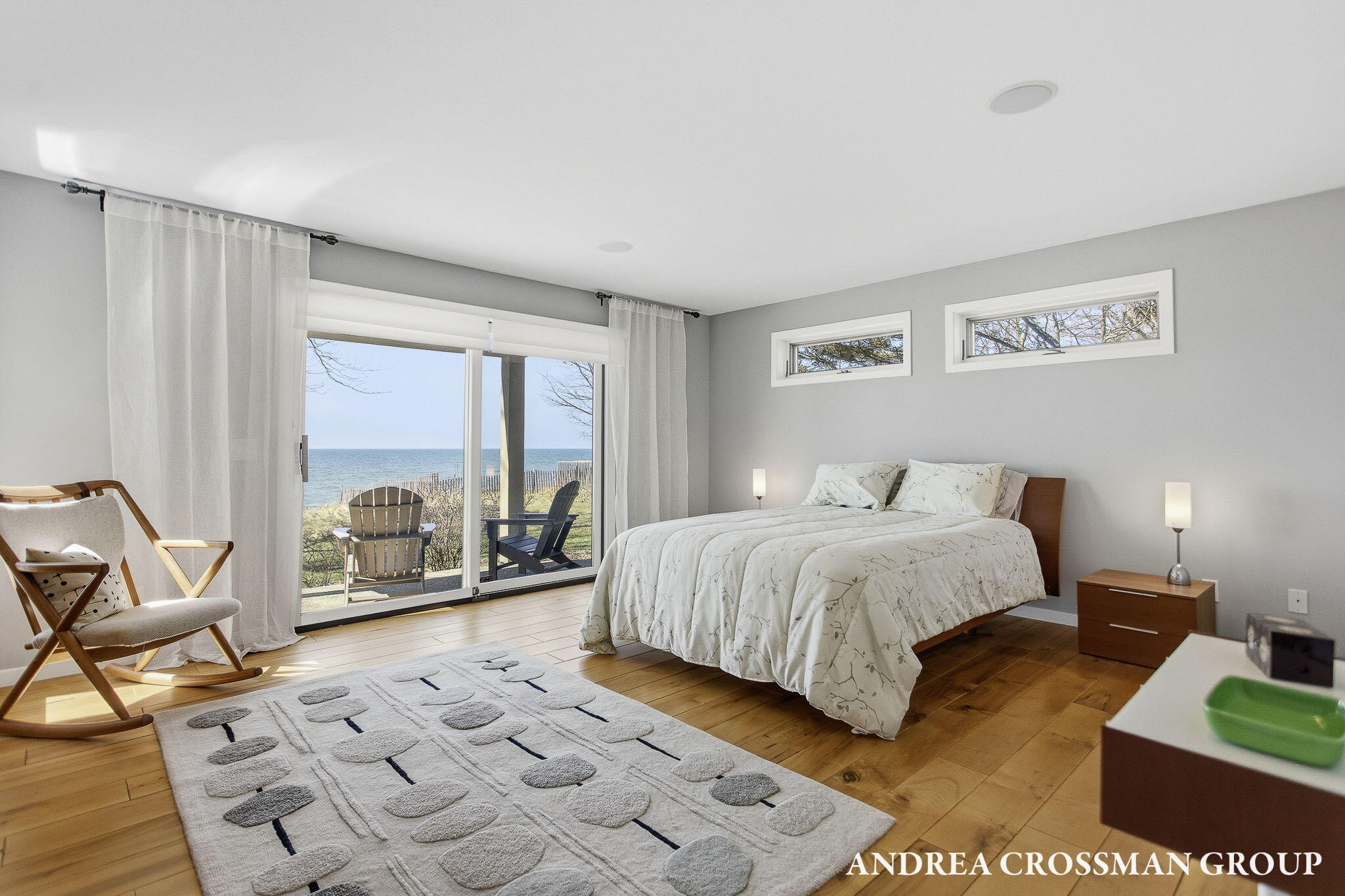 6129 Lakeshore Avenue