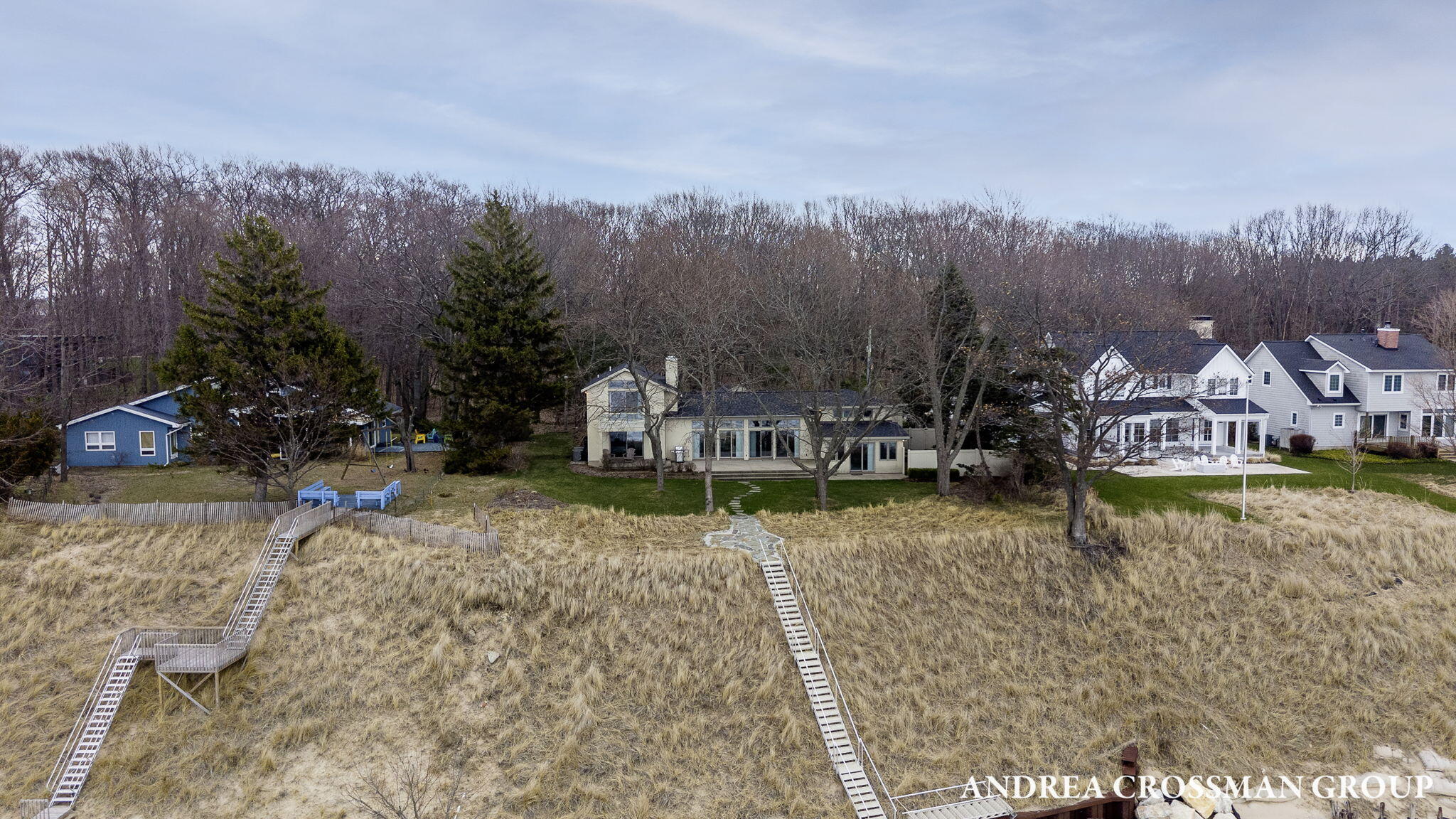 6129 Lakeshore Avenue