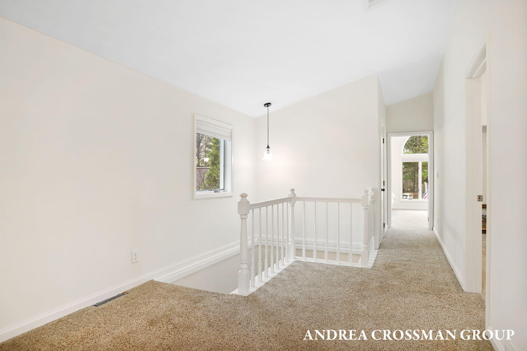 567 Breezy Bluff Street