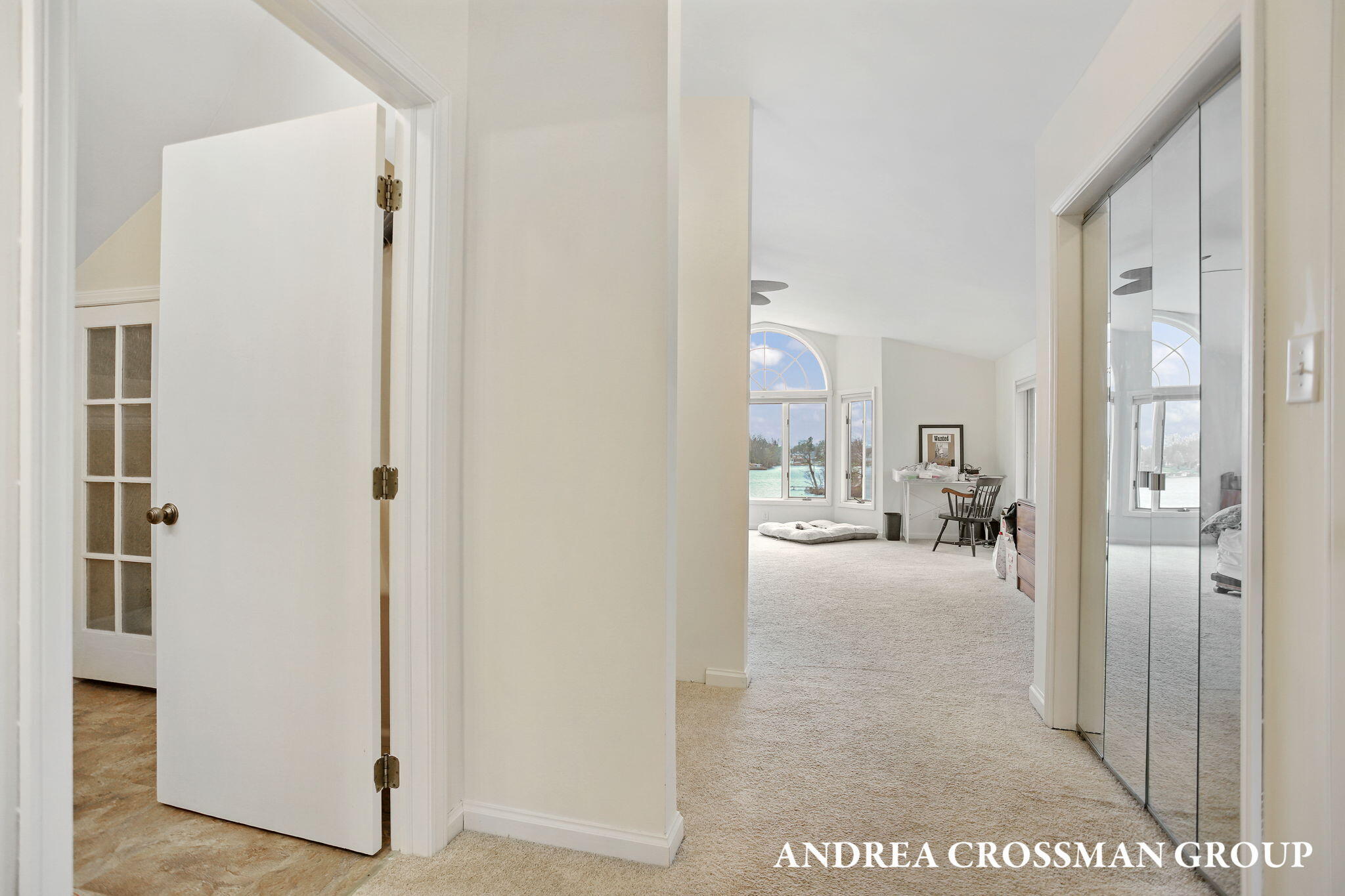 567 Breezy Bluff Street