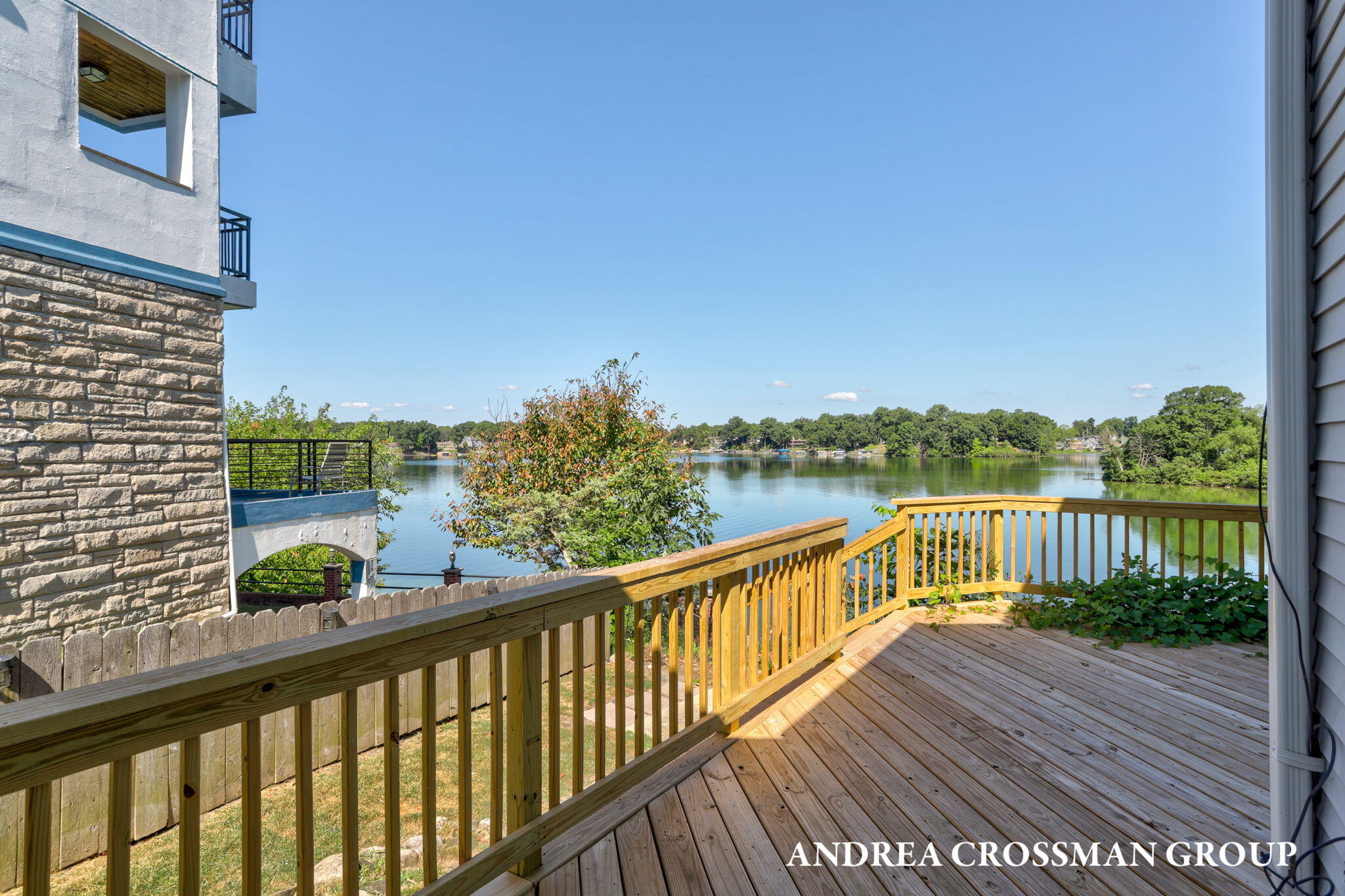 567 Breezy Bluff Street