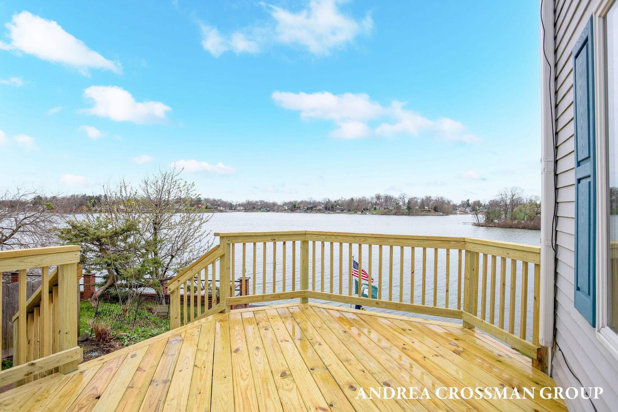 567 Breezy Bluff Street