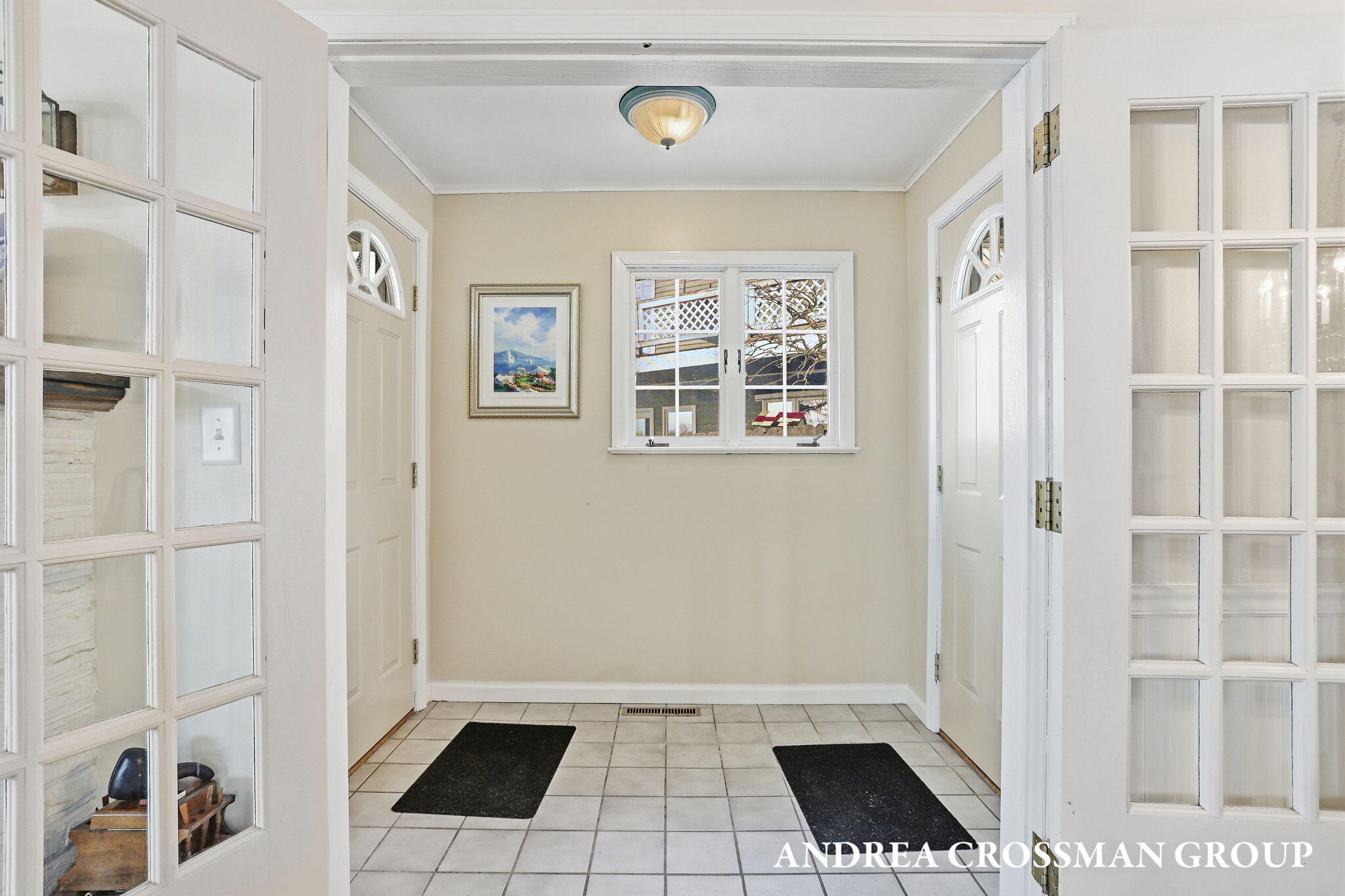 567 Breezy Bluff Street