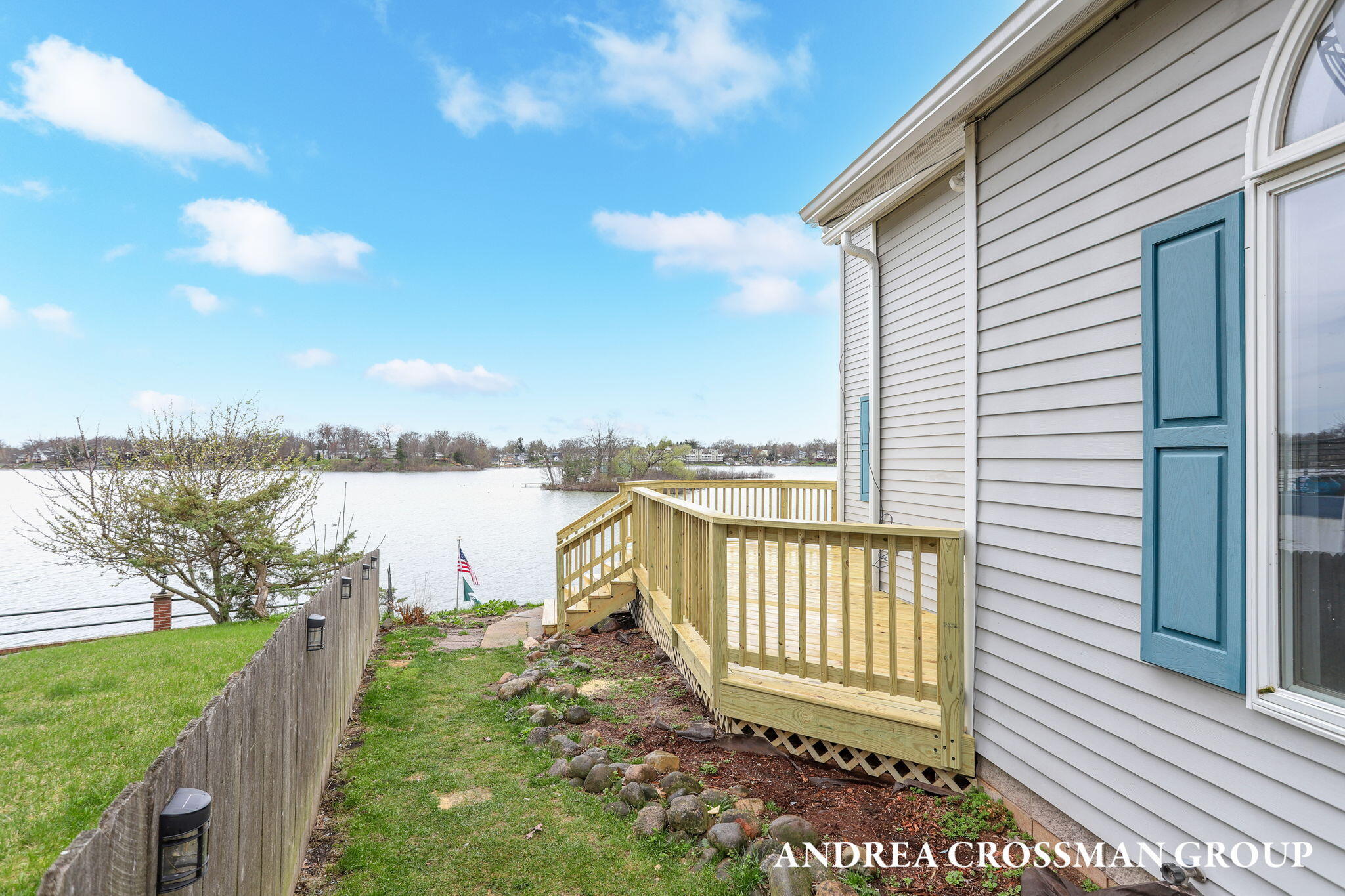567 Breezy Bluff Street