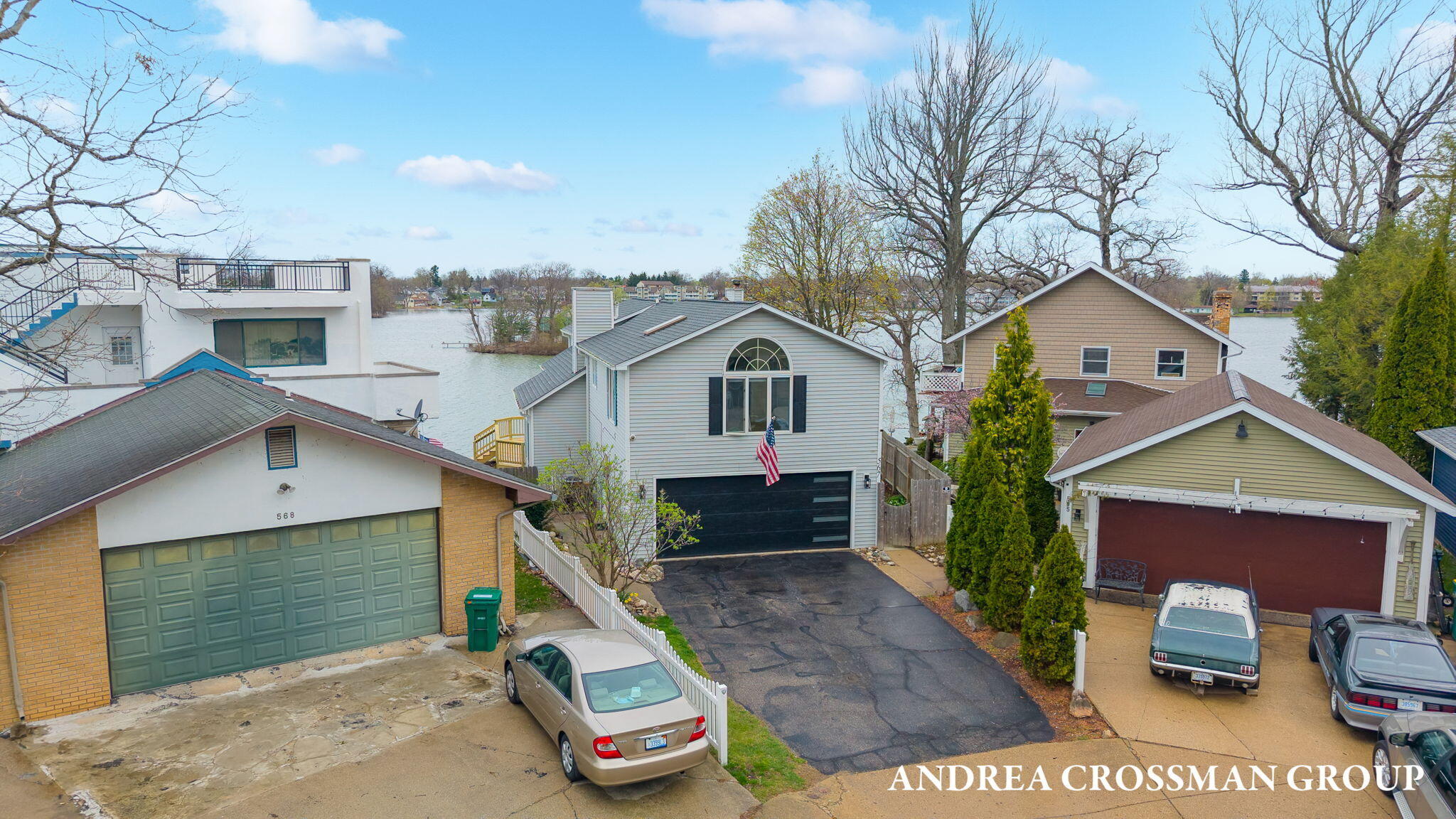 567 Breezy Bluff Street