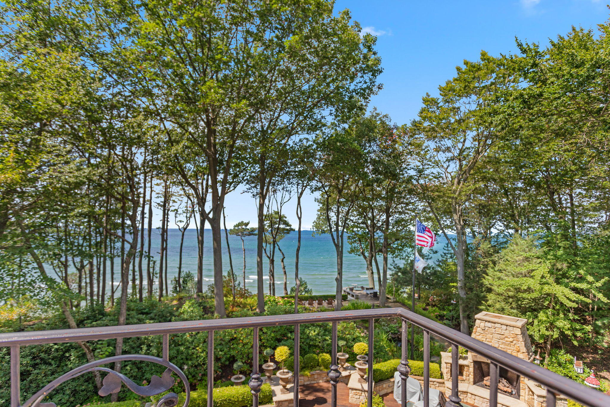 4076 Fiddlers Way