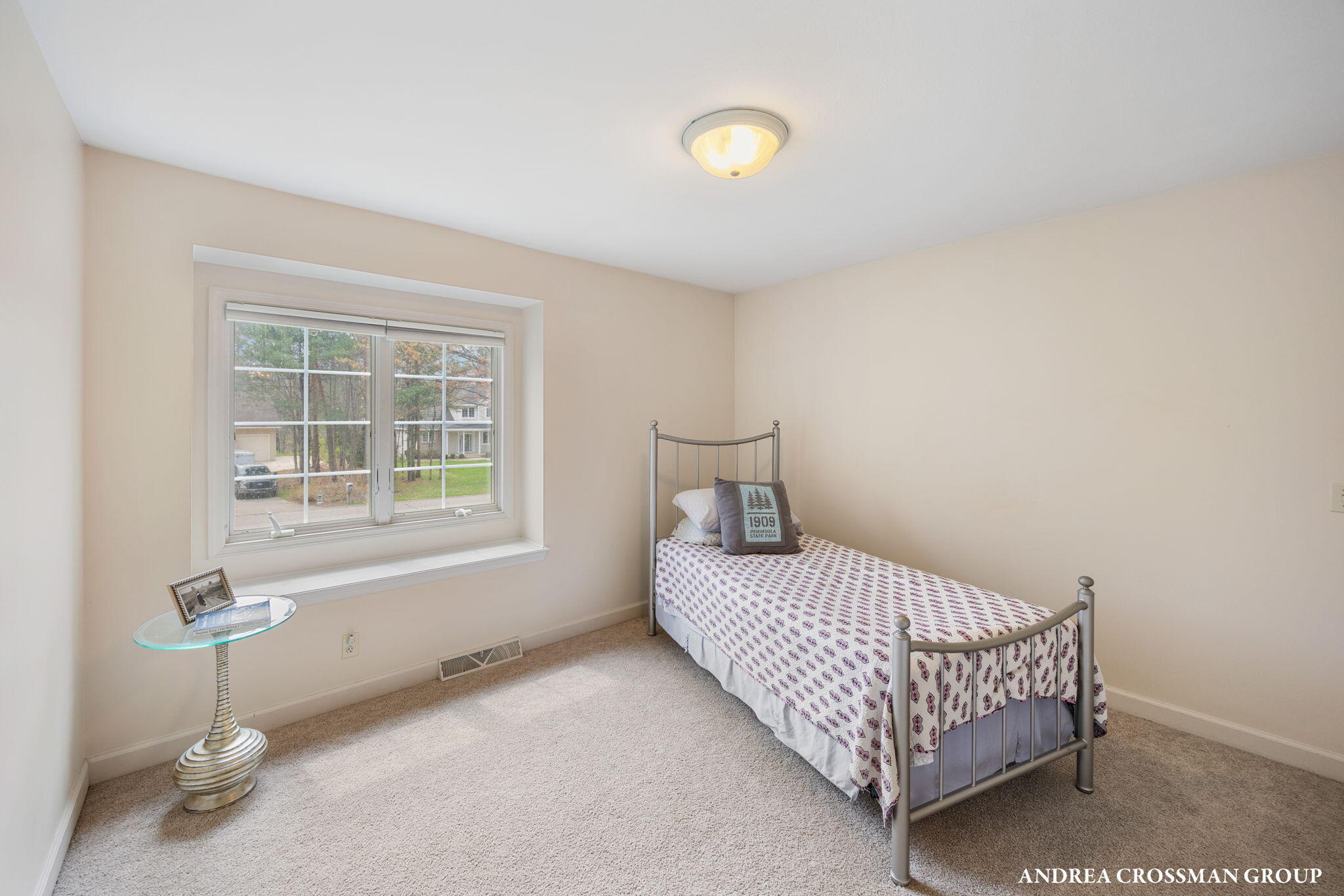 14887 Riverside Trail