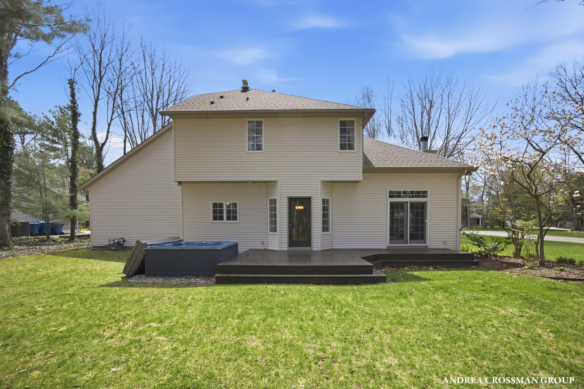 14887 Riverside Trail