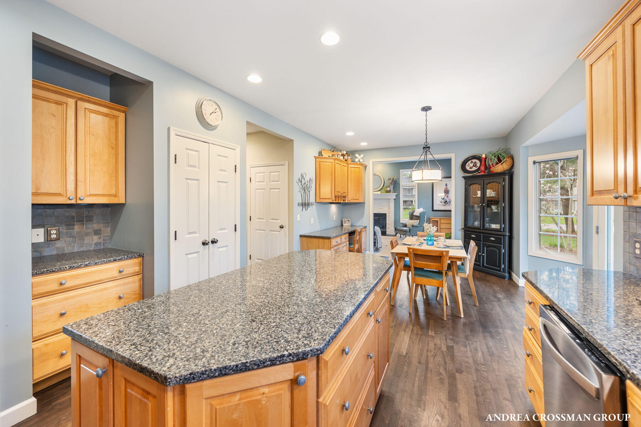 14887 Riverside Trail