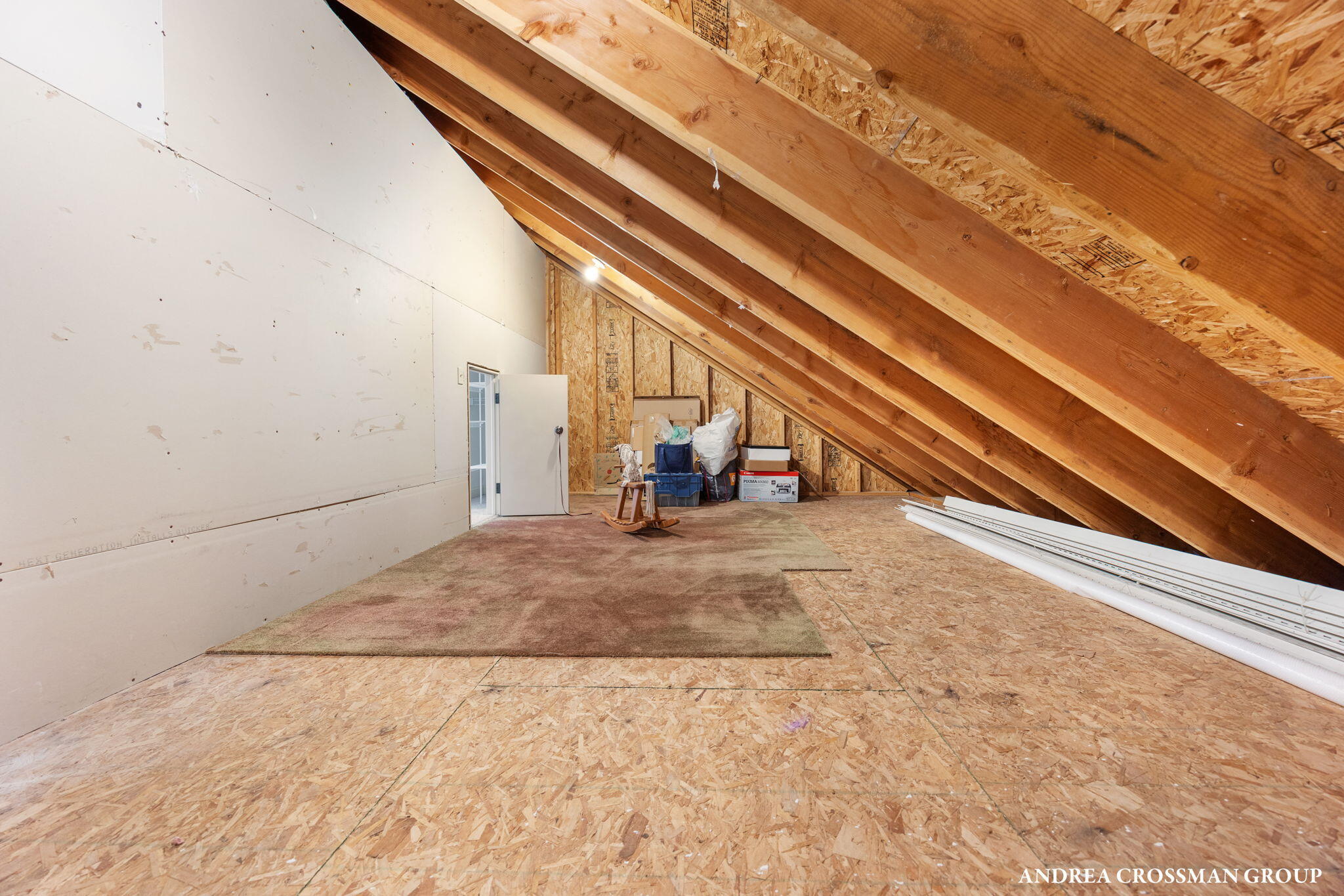 14887 Riverside Trail