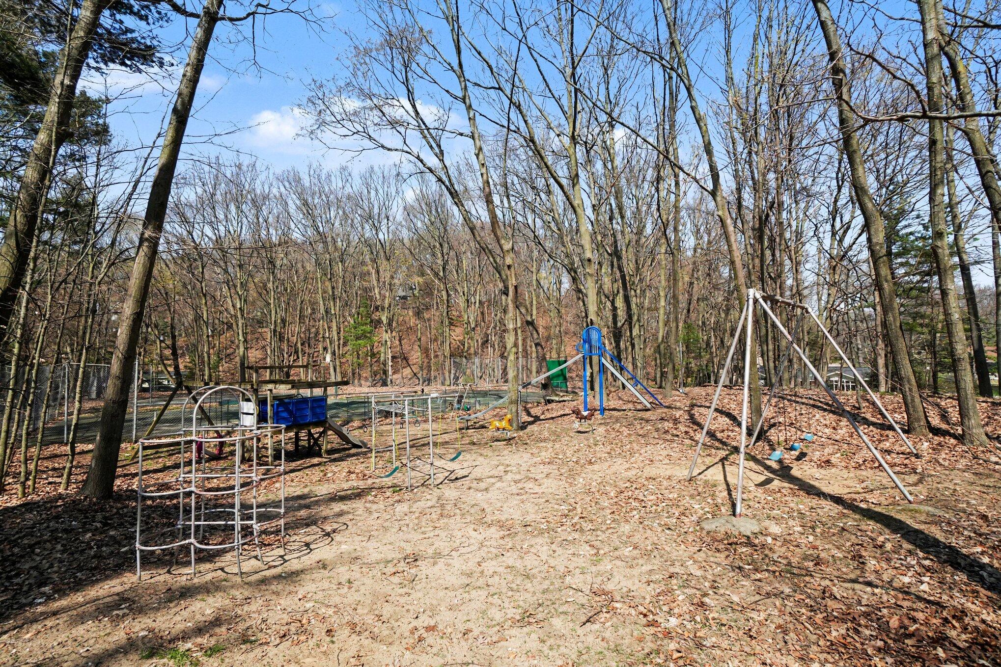 2424 Cardinal Lane
