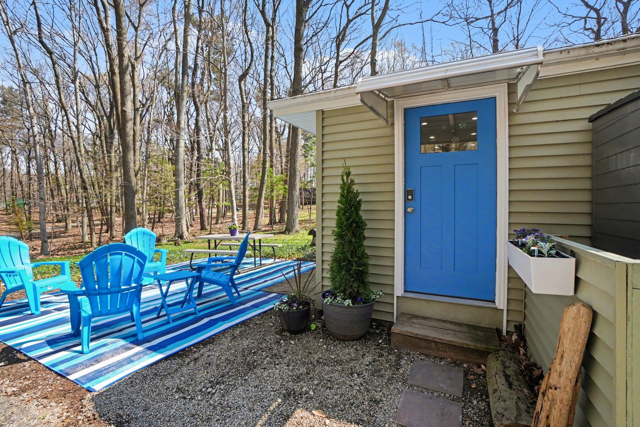 2424 Cardinal Lane