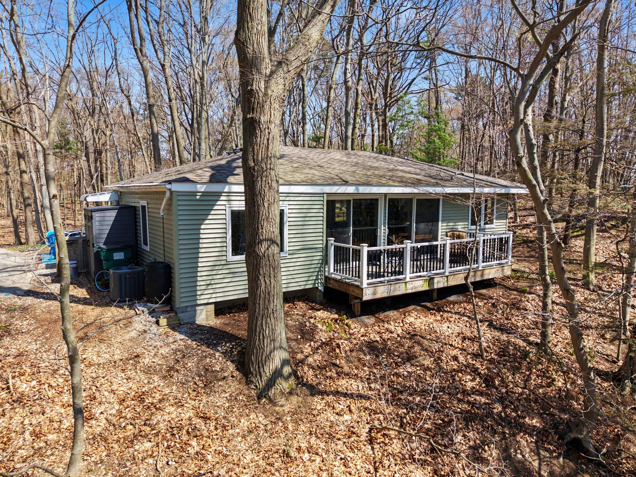 2424 Cardinal Lane